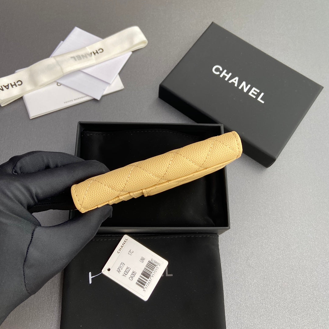 Chanel 2026 Quilted Card Holder 13cm Apricot Grained Calfskin