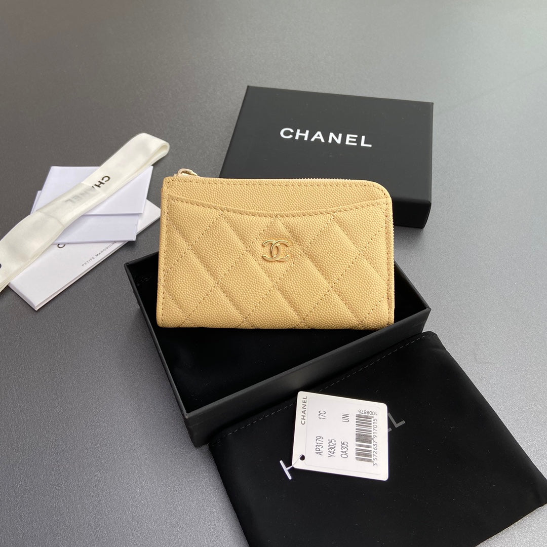 Chanel 2026 Quilted Card Holder 13cm Apricot Grained Calfskin