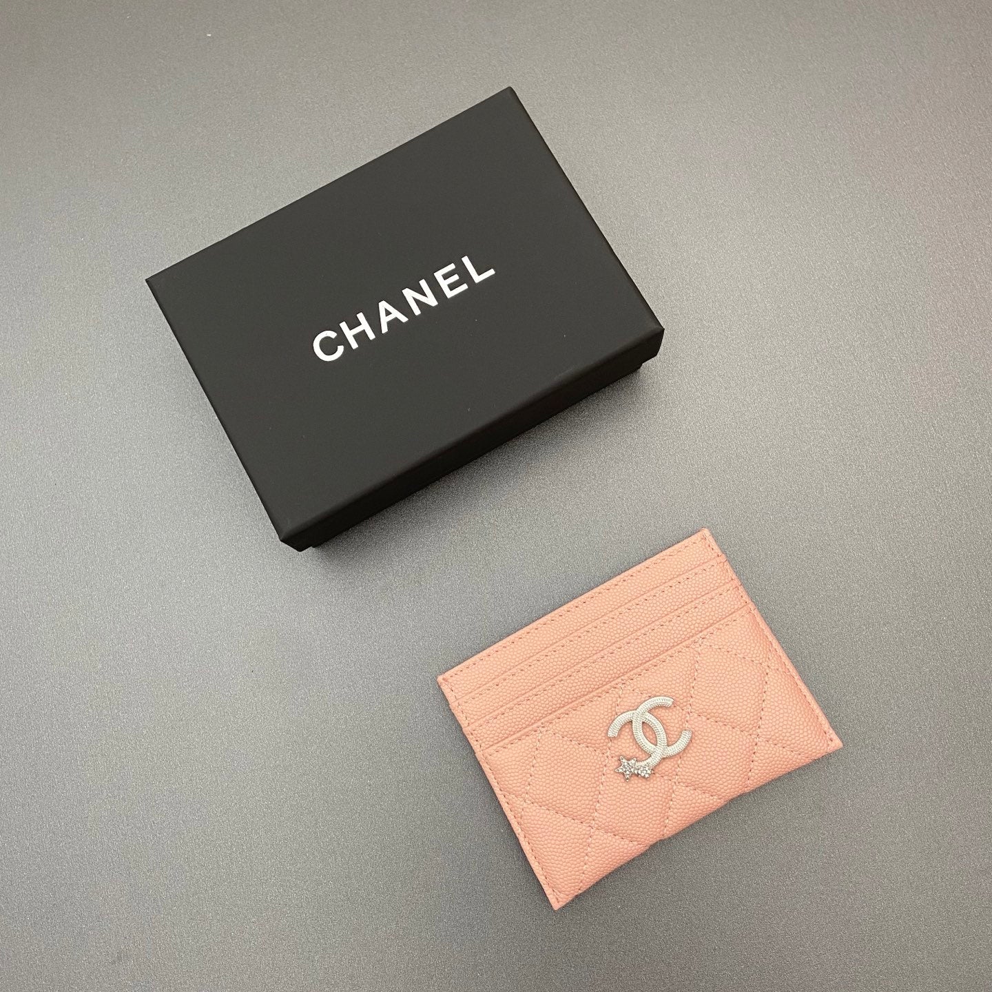 Chanel 25 Card Holder With Star Logo 11cm Grained Calfskin 325086