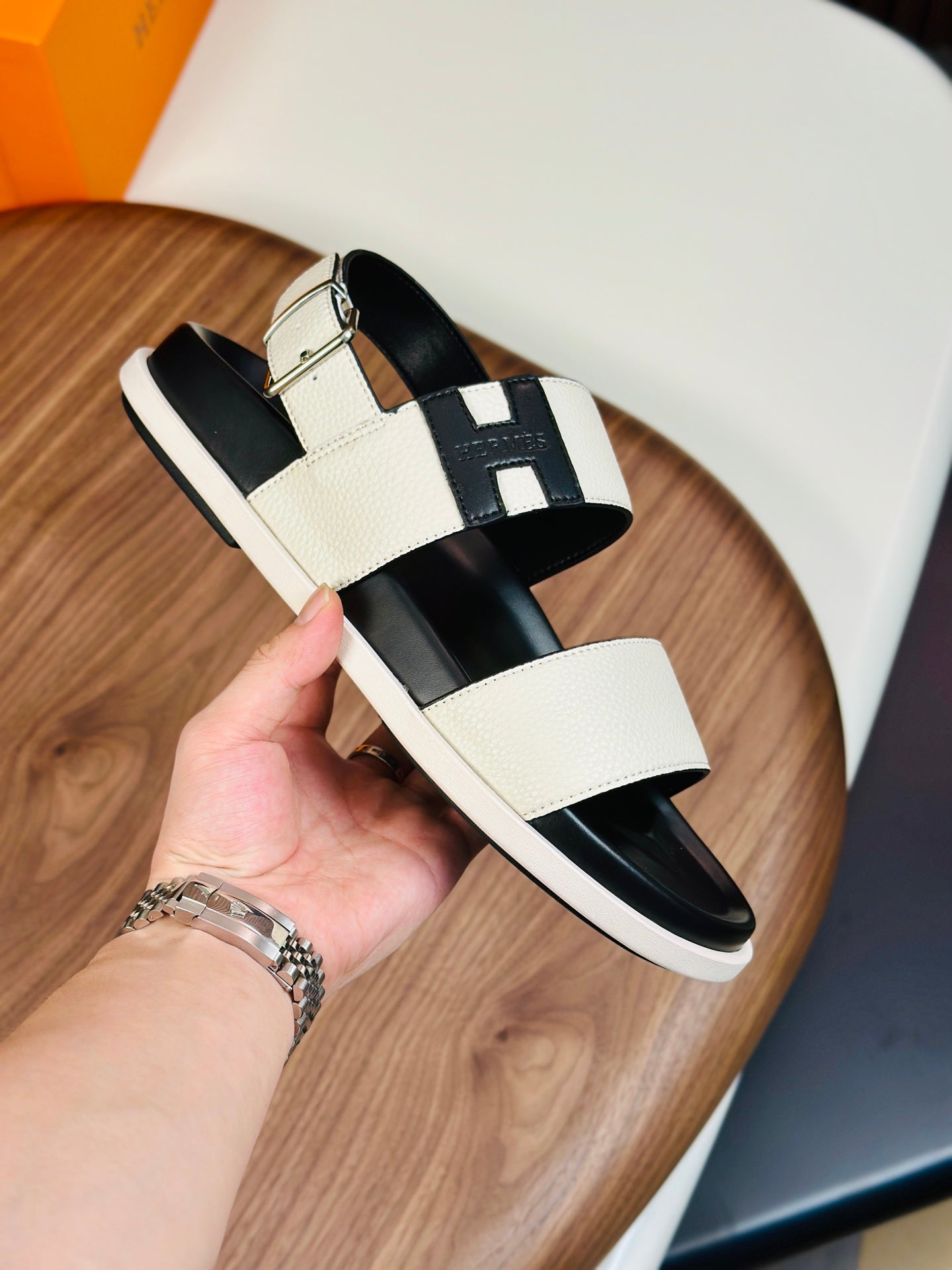 HM Men's Sandals White Cowhide 684855