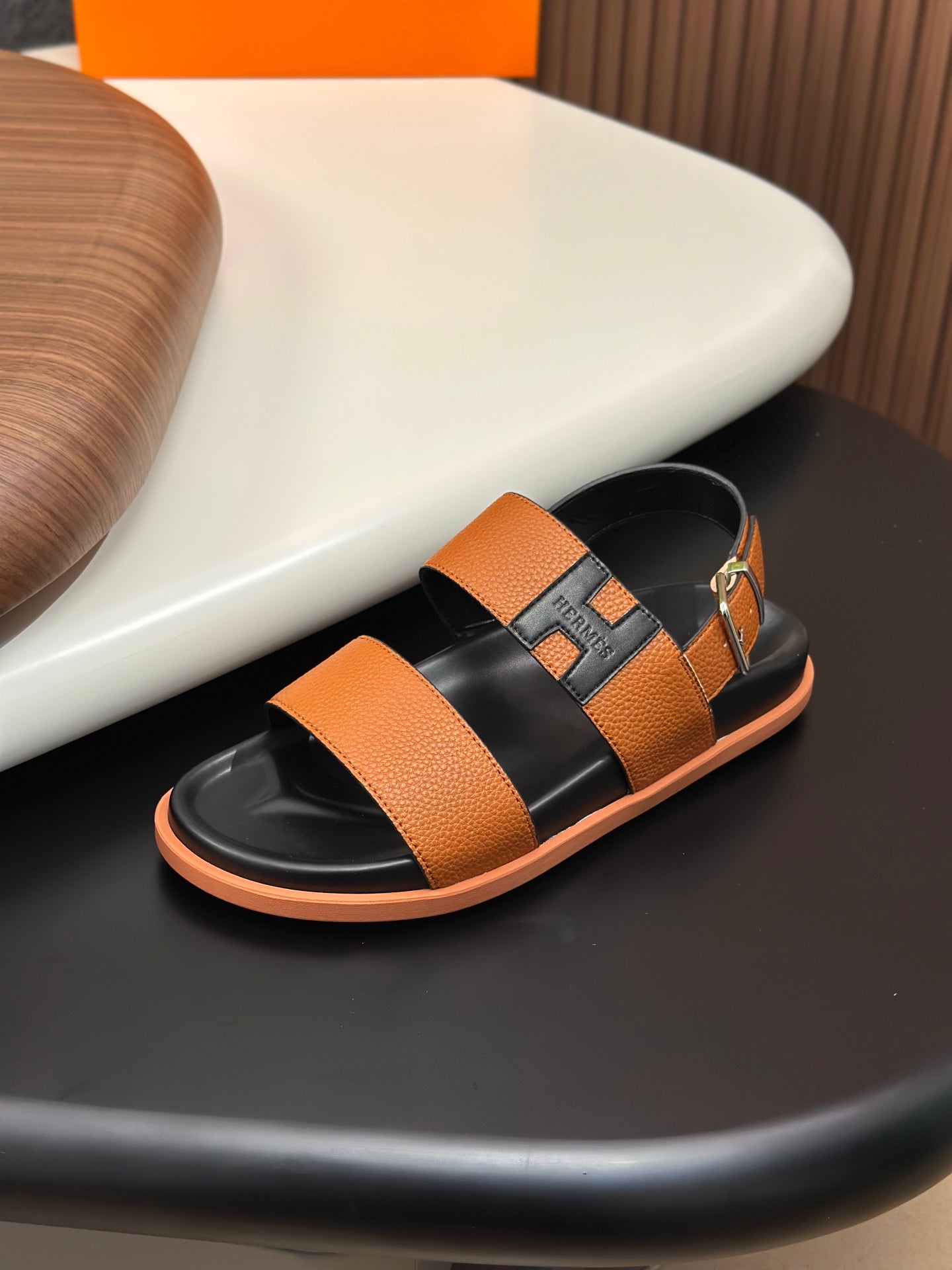 HM Men's Sandals Orange Cowhide 684857