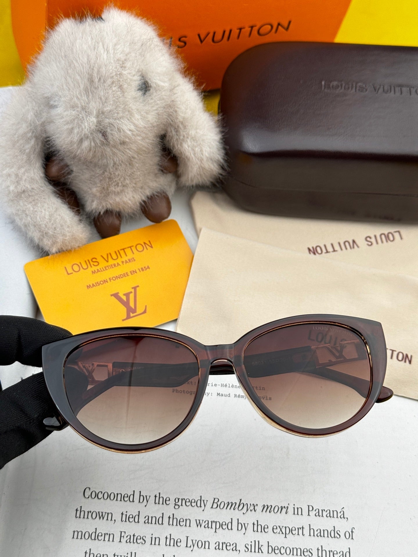 LV 2025 Sunglasses 558379