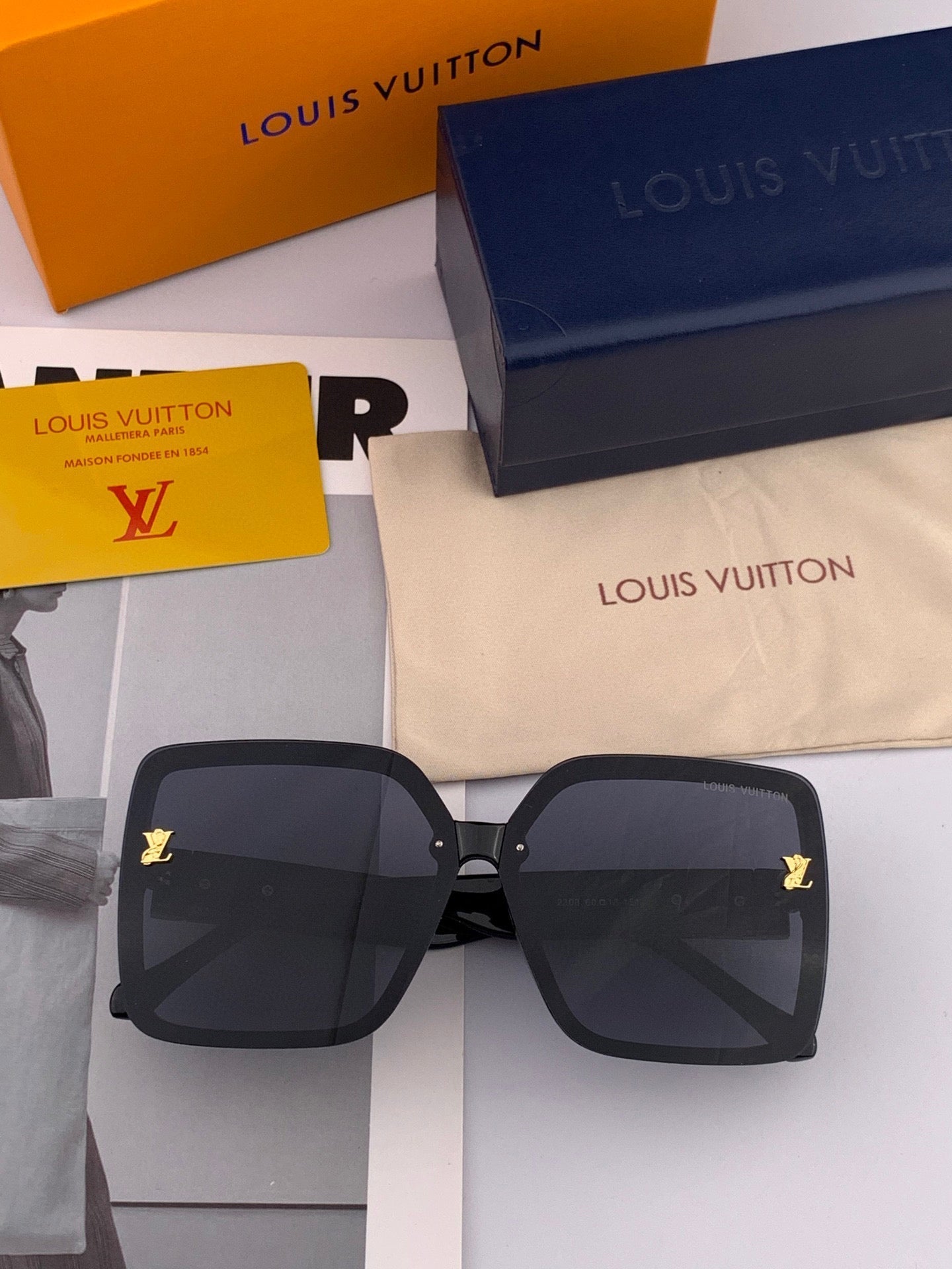 SQUARE SUNGLASSES L3230 IN ACETATE