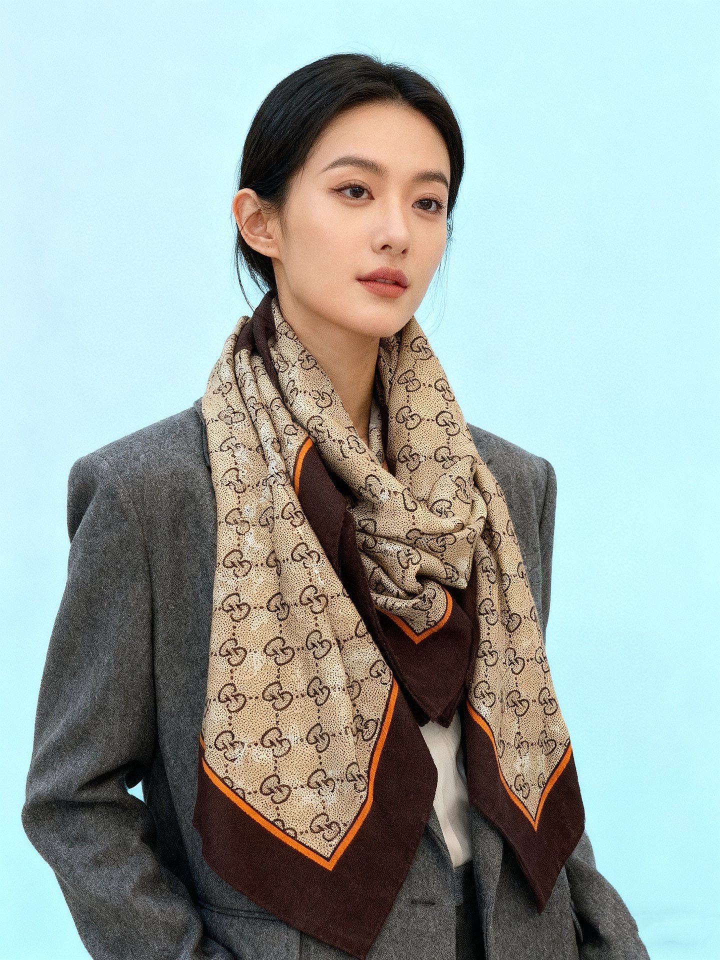 GG Classic 135CM Beige Brown Cashmere 287697