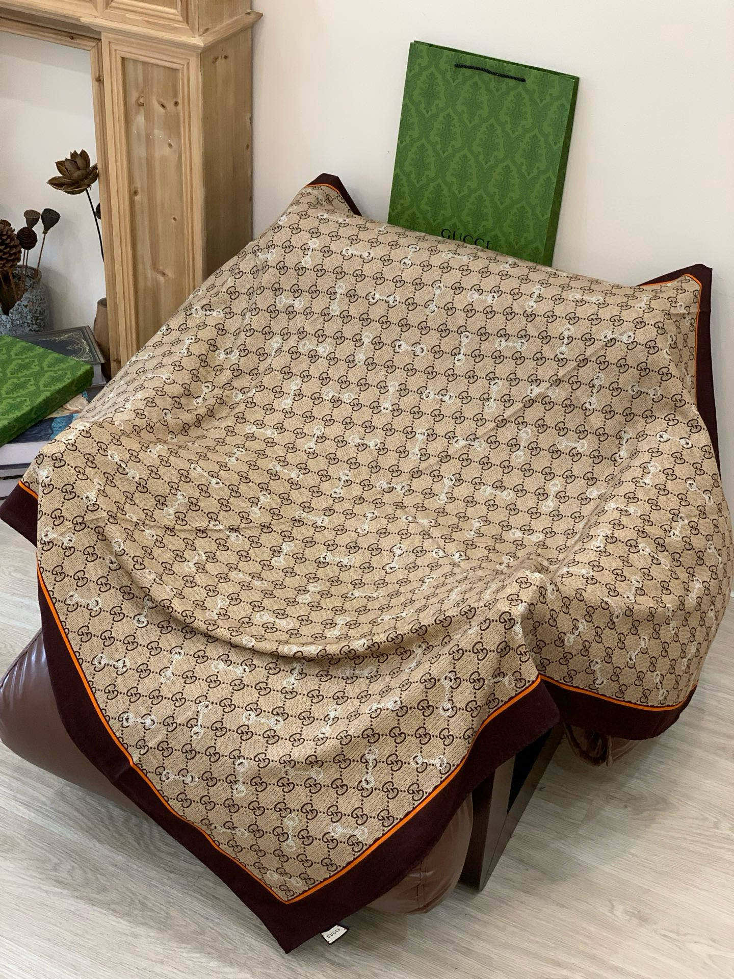 GG Classic 135CM Beige Brown Cashmere 287697