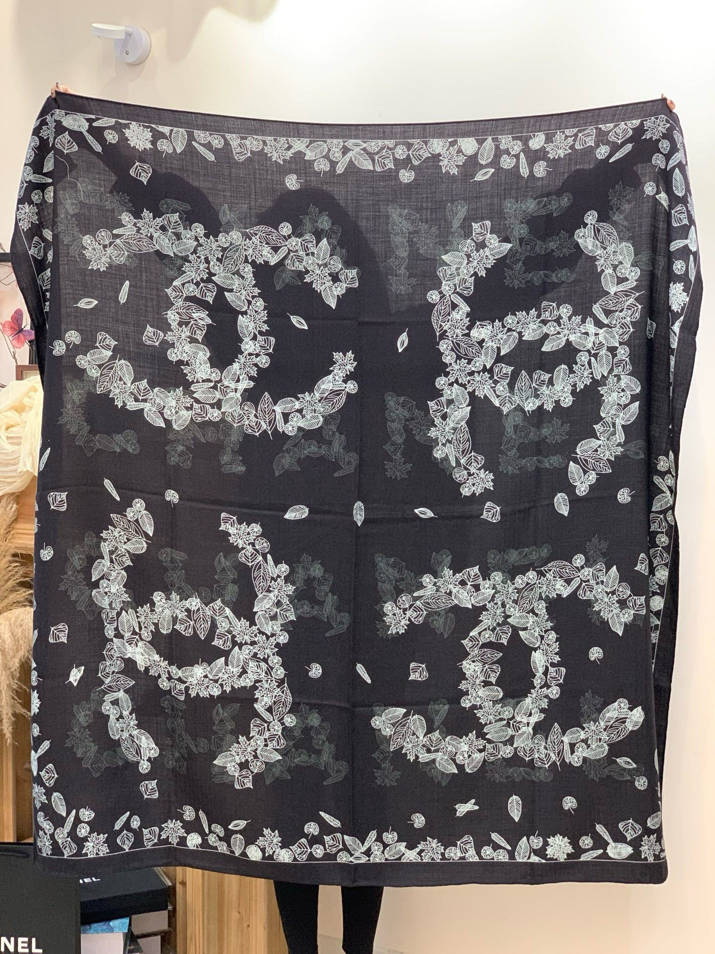 CC 25 Scarf 140cm Black Gray Cashmere 293260