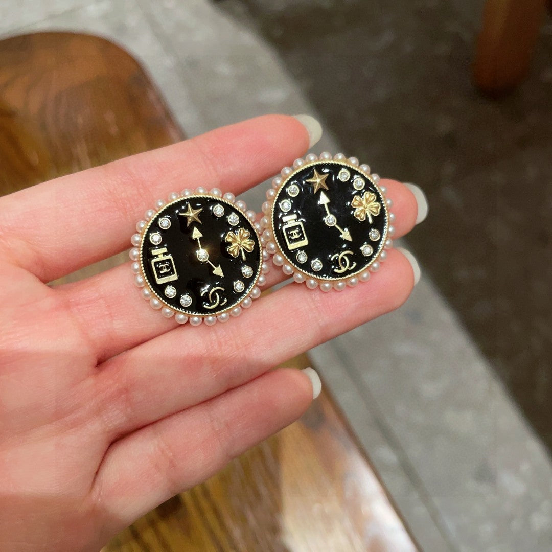CC Vintage Double C Clock Black Gold Earrings