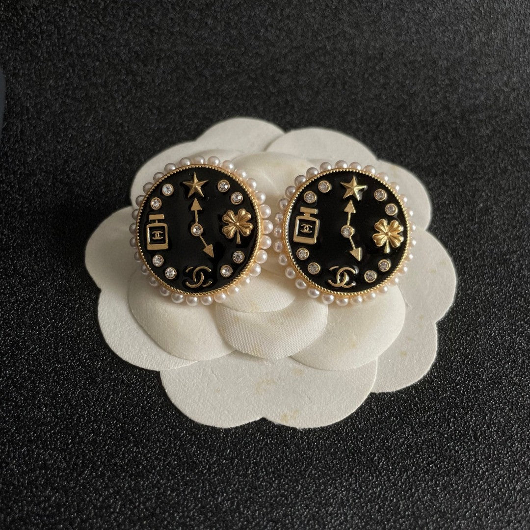 CC Vintage Double C Clock Black Gold Earrings