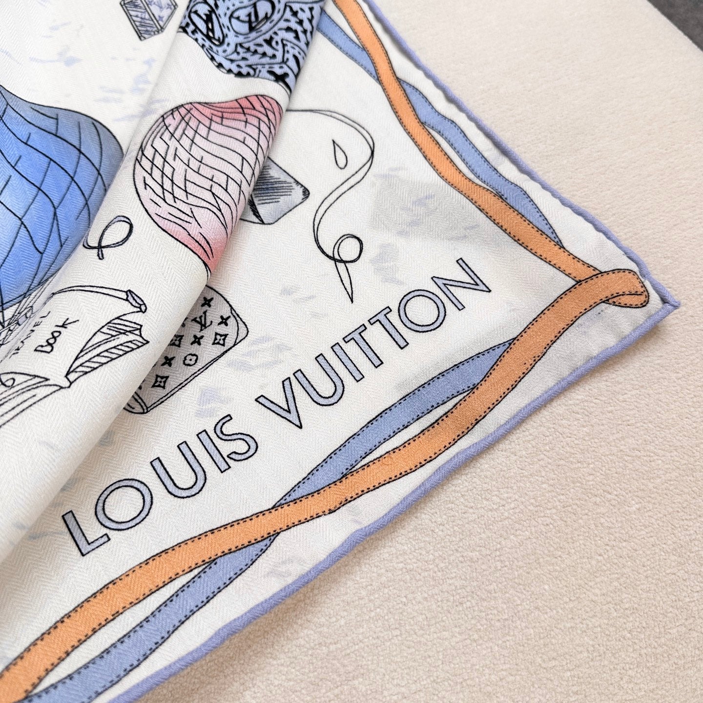 LV urkish Hot Air Balloon Scarf 140cm Blue Colorful Cashmere 971100