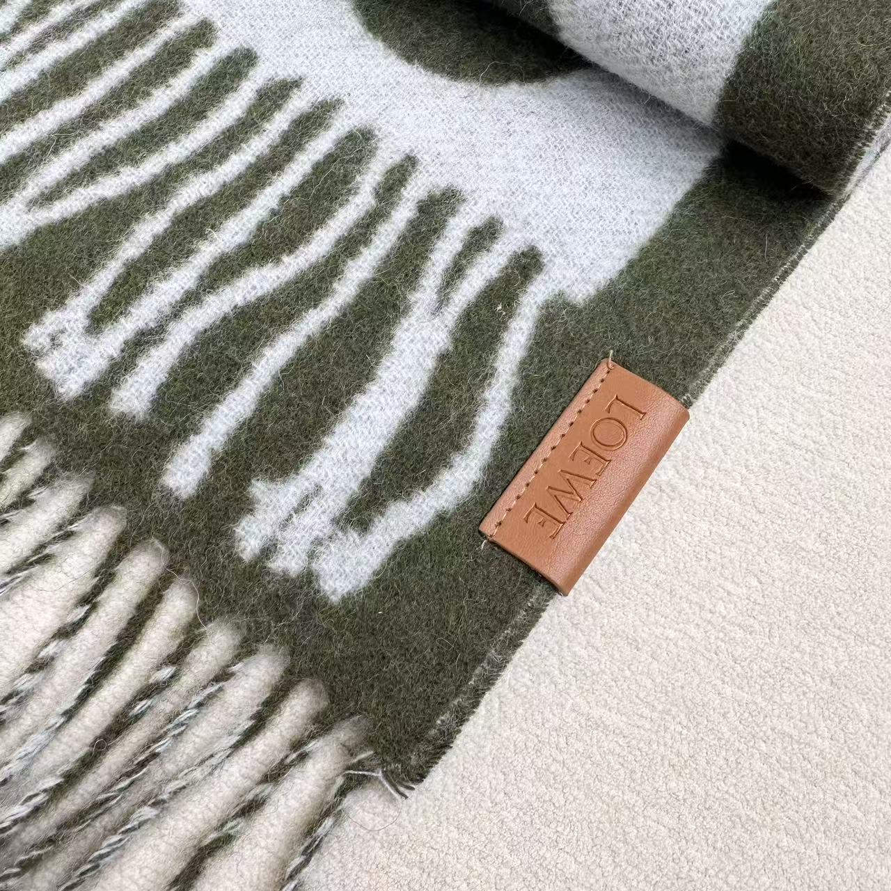 Loewe Scarf 180CM Green Baby Blue Cashmere 962790