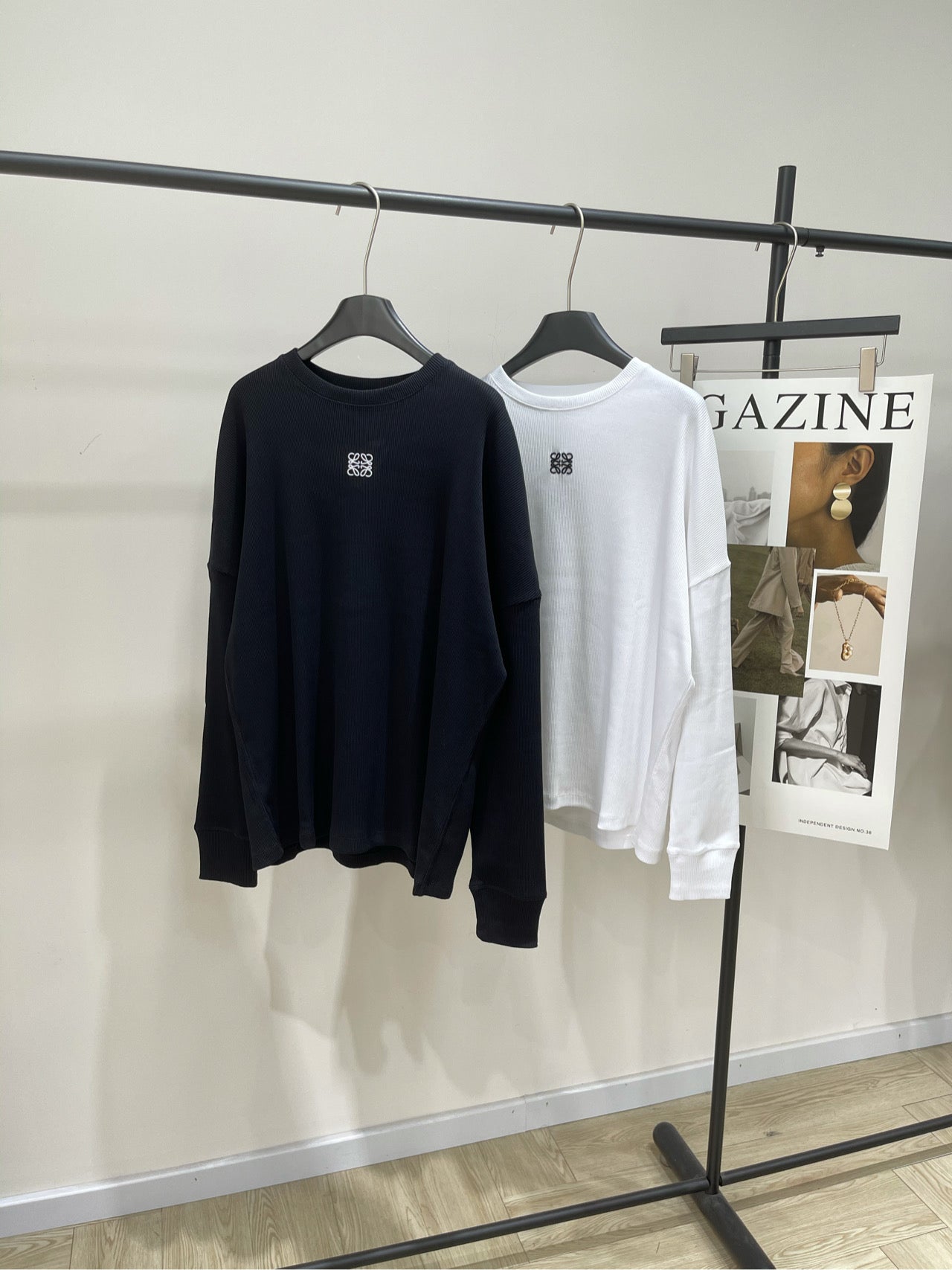 Loewe 2025 Long-Sleeve T-Shirt White and Black Cotton 296663