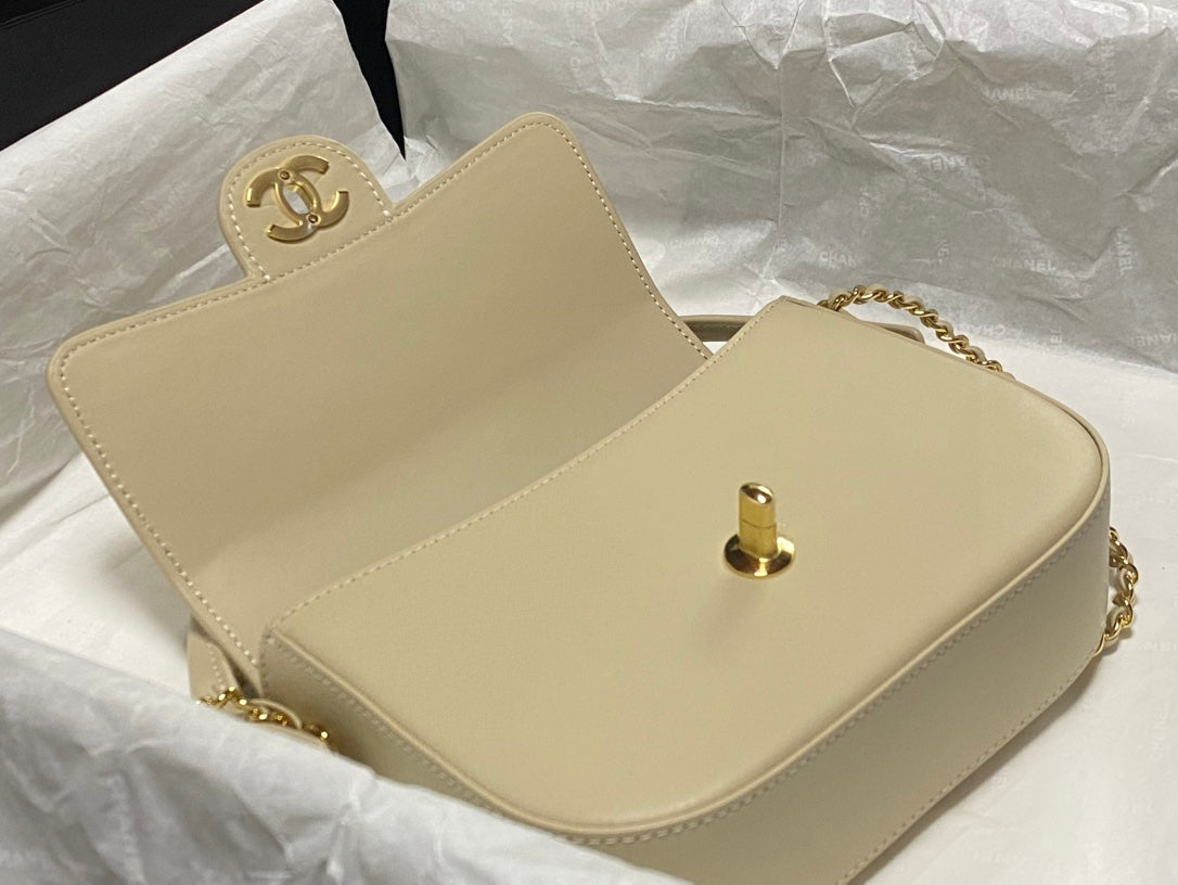 Chanel 2026 Flap Bag 17cm Lambskin Gold Hardware