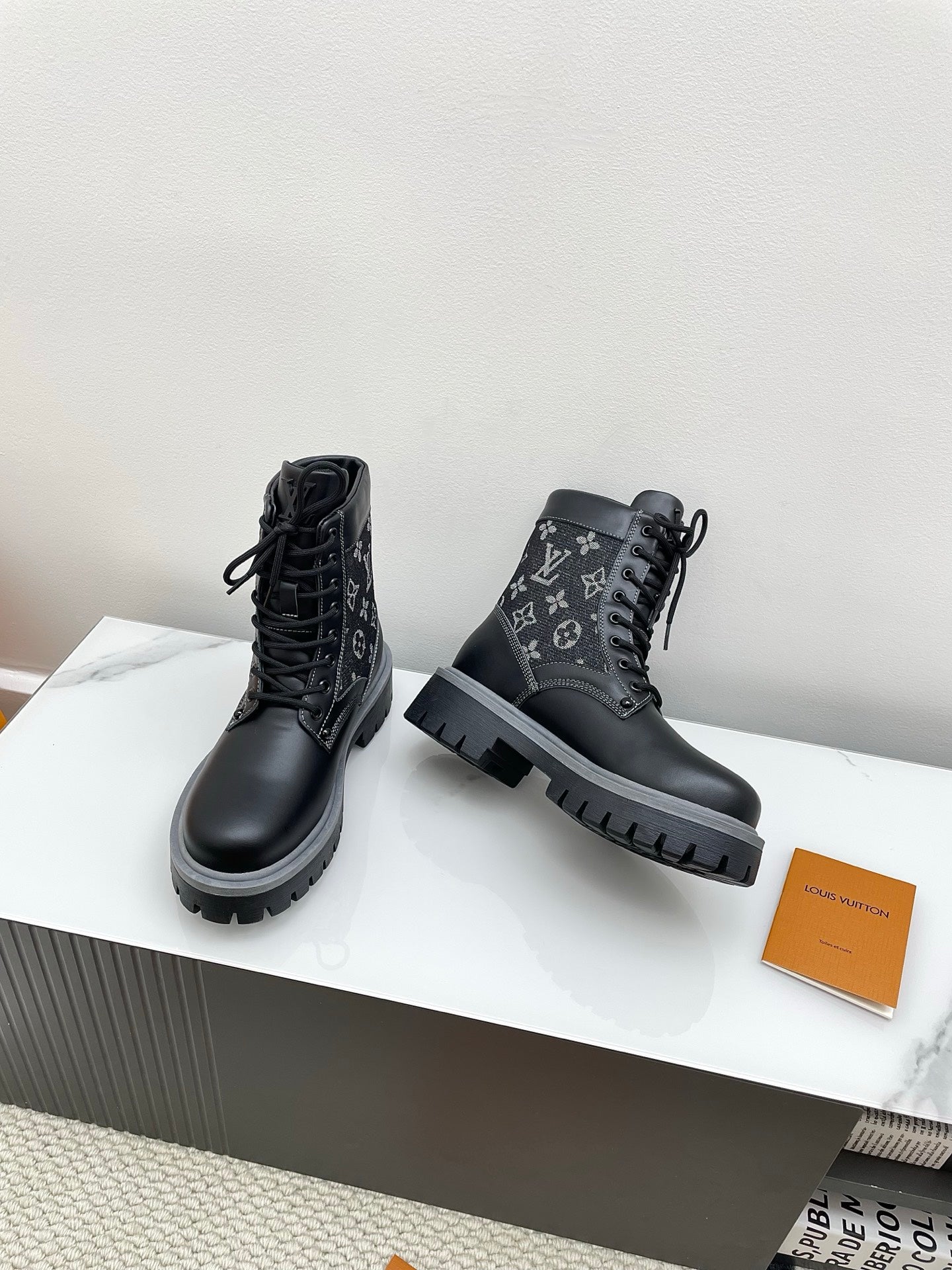 LV 25  Ankle Boots Black  Monogram Cowhide Denim 576226