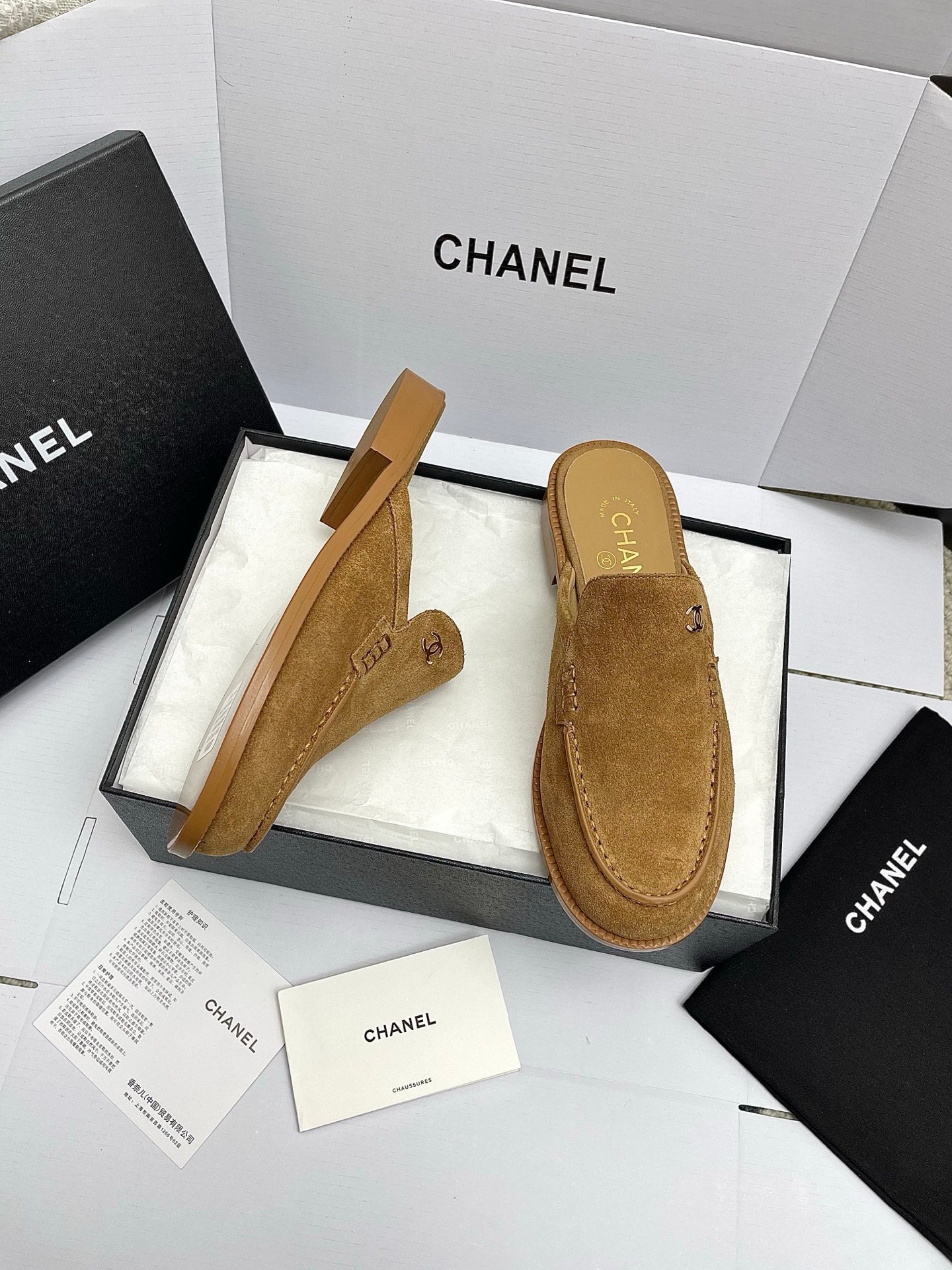 CC 26s Double C Mule Caramel Brown Suede 645303