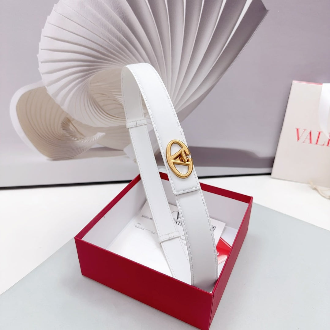 The Bold Edition Belt 30mm White Calfskin Gold Buckle