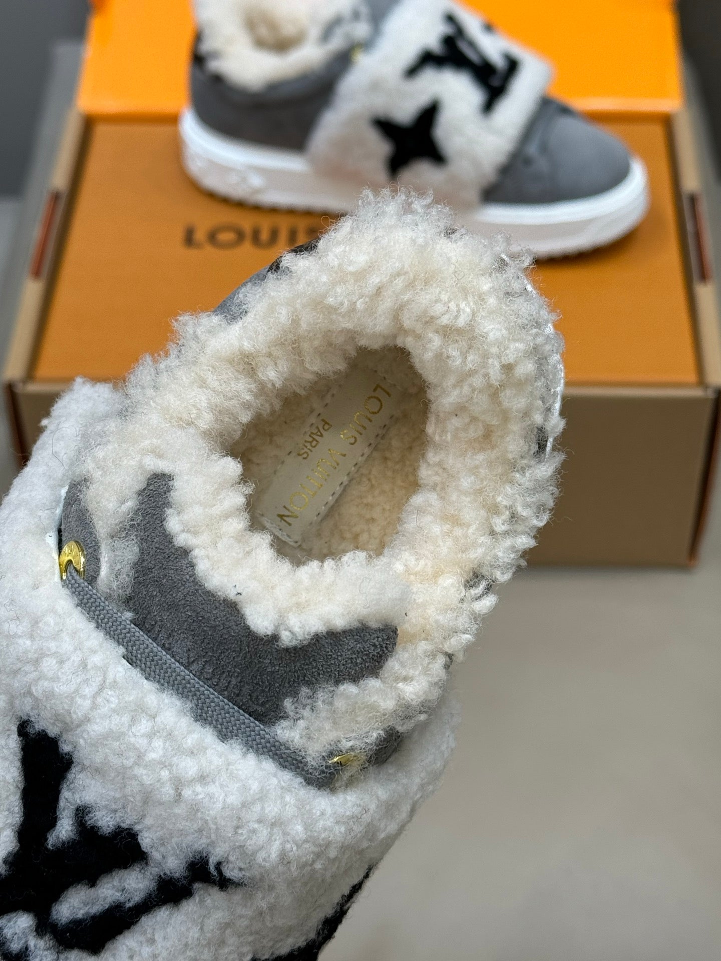 LV 25 Velcro Furry Sneakers Gray White Suede Wool 576950