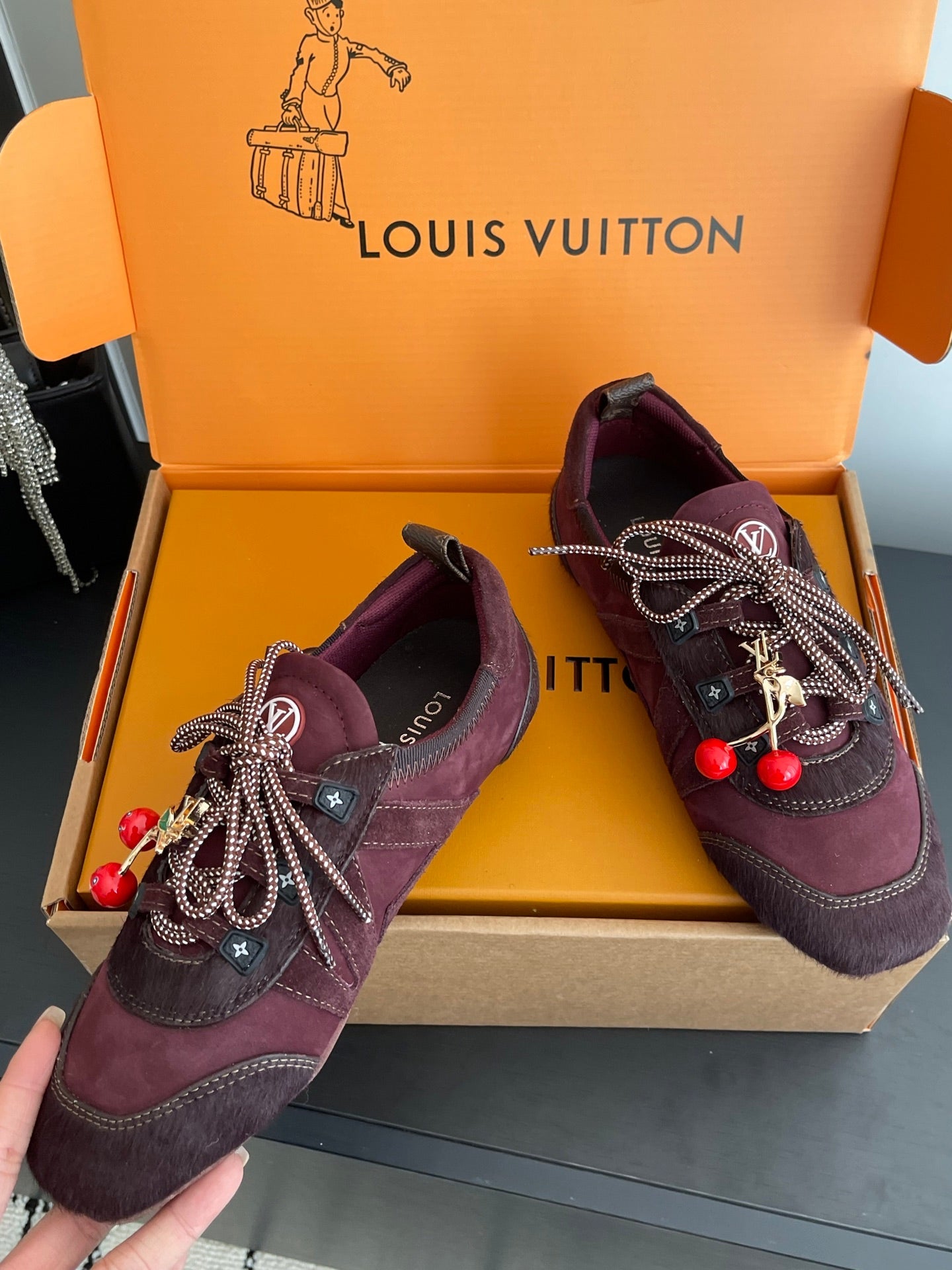 LV 26ss Ballet Sneakers Burgundy Suede 631491
