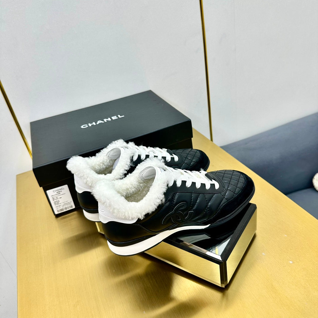 Chanel 2026 Quilted Shearling Sneakers Cowhide 986965
