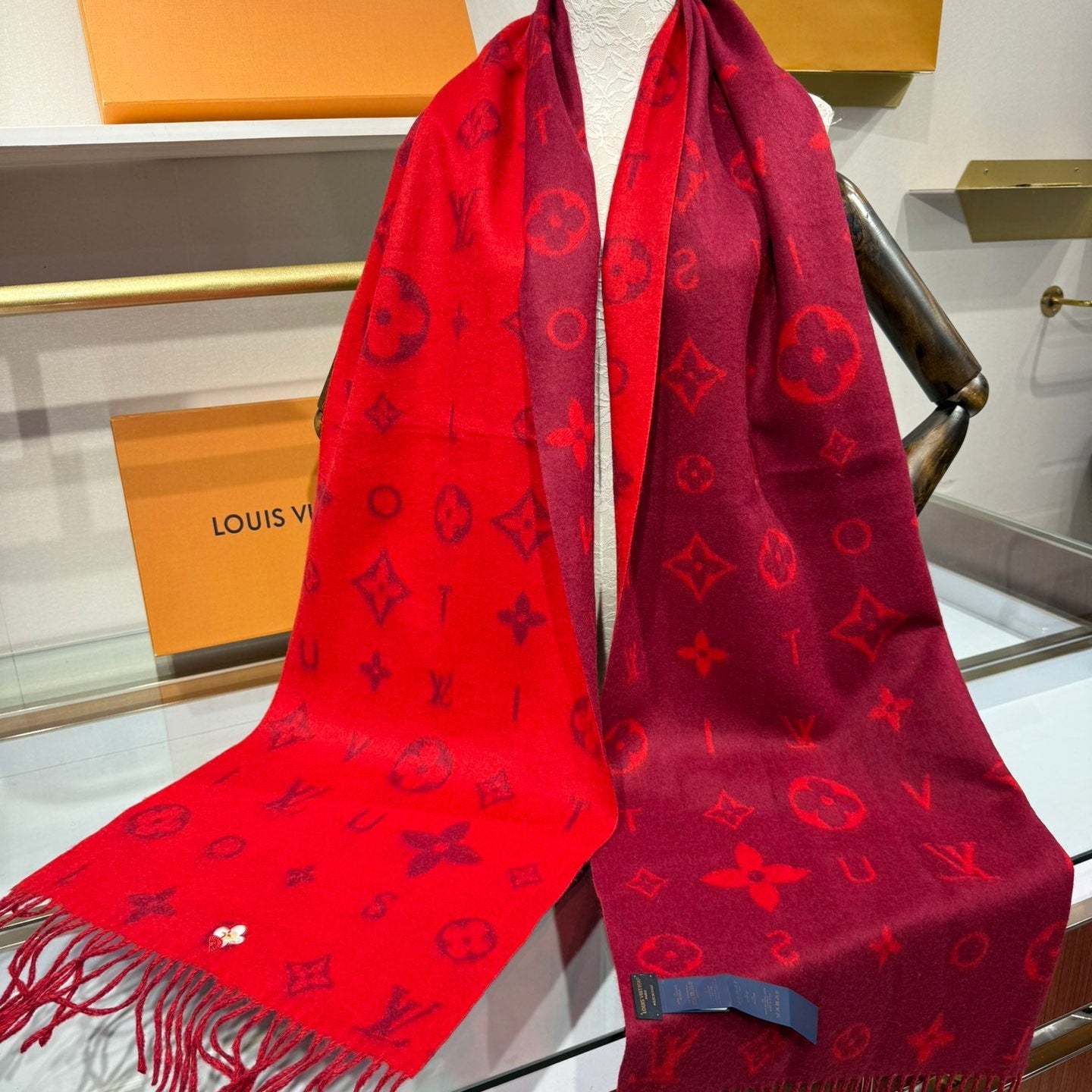 LV Reykjavik Monogram Scarf 220cm Red Cashmere 969395