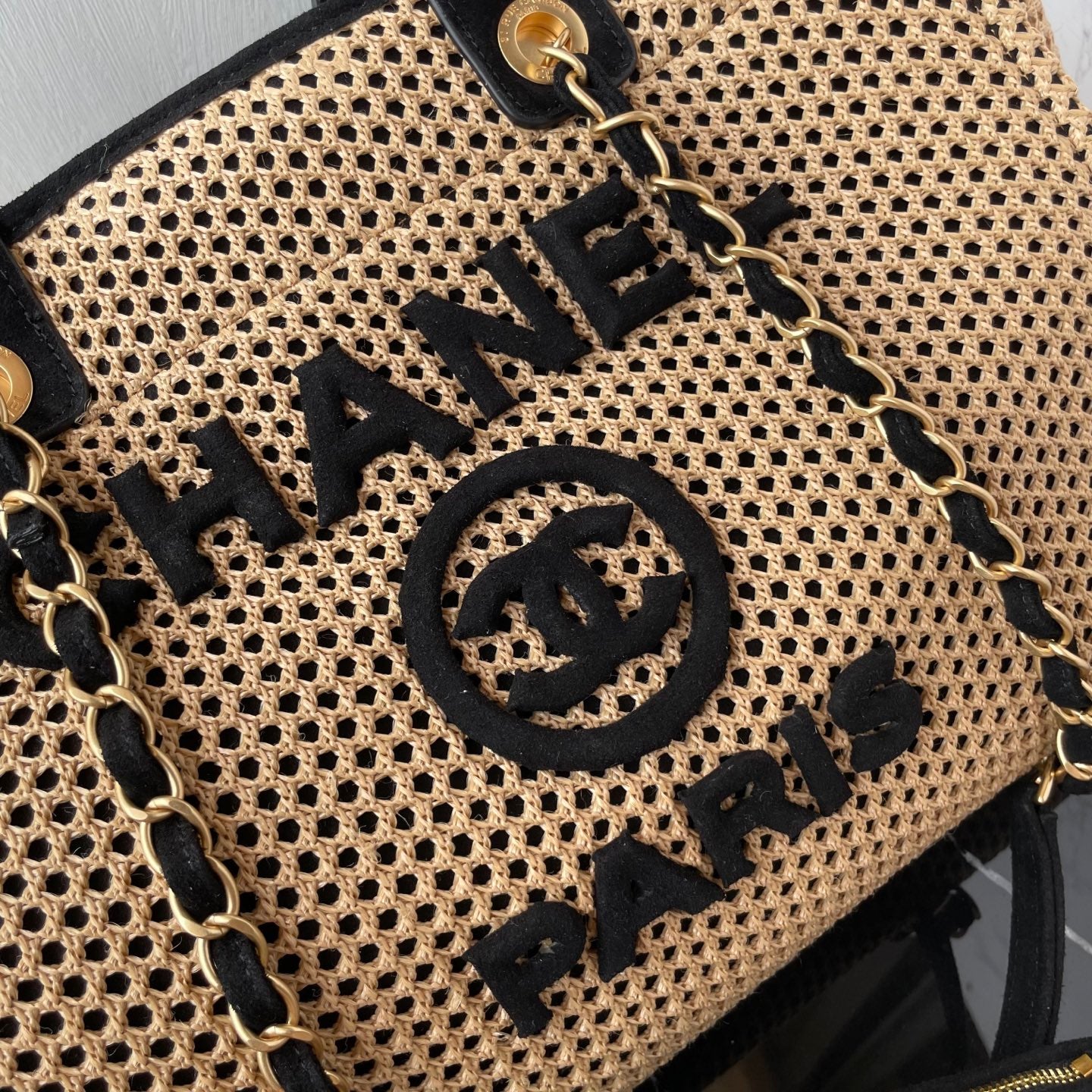 CC 25 Deauville Tote Bag 34cm Beige Black Crochet Suede