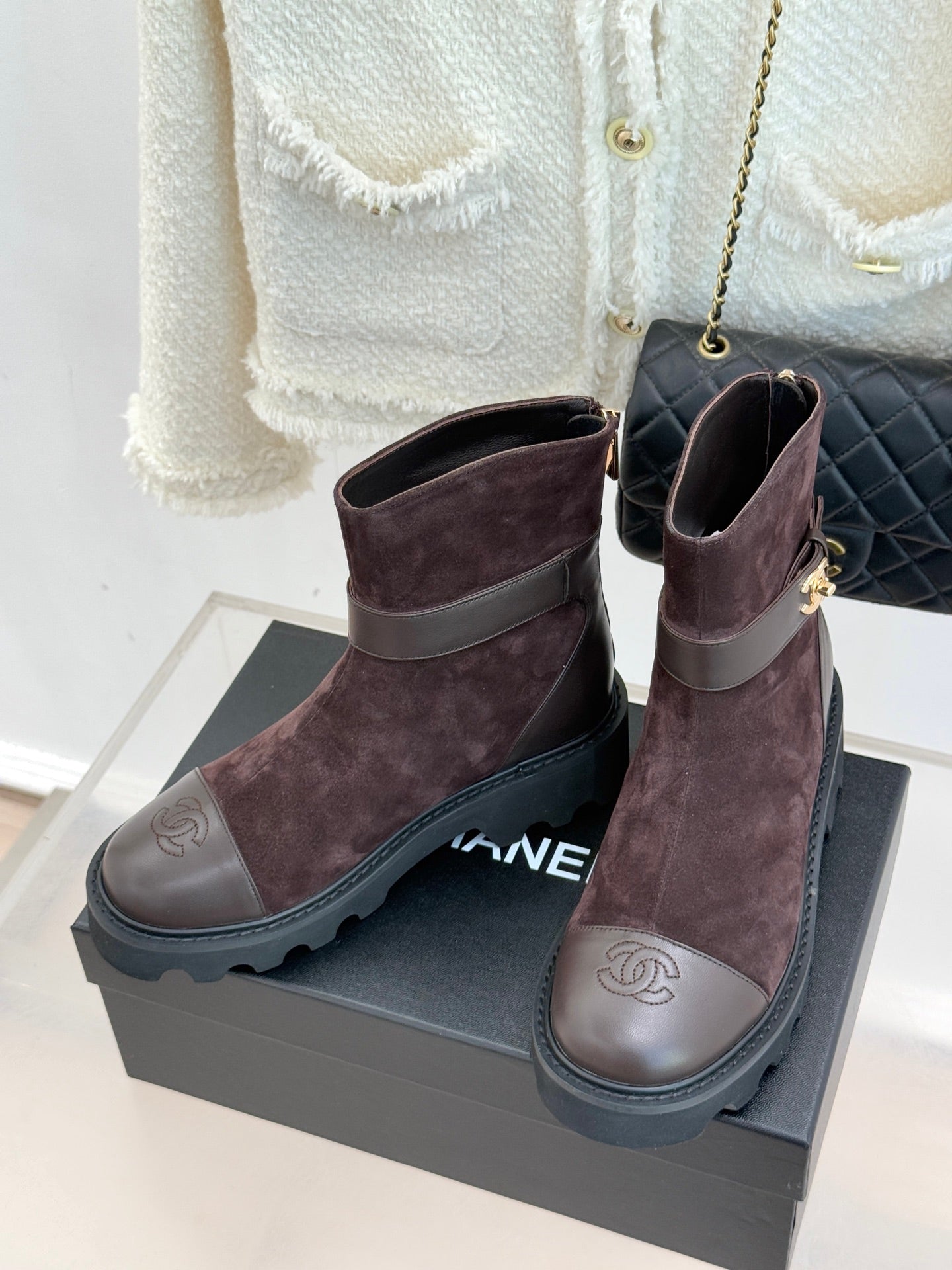 CC 26 Boot With Lug Sole Brown Black Suede Leather 610006