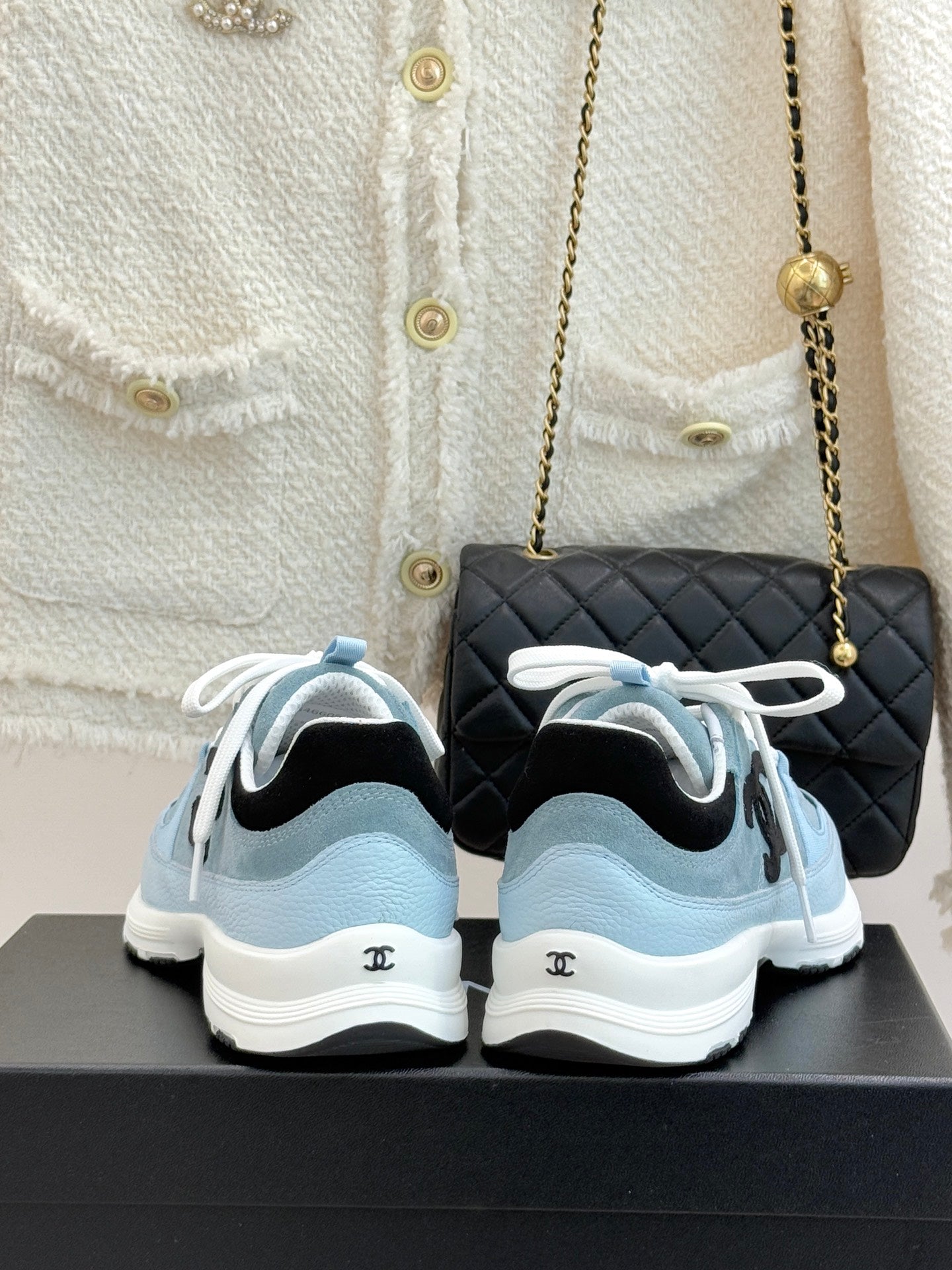 CC 26 Sneaker Blue mix Black White Suede Calfskin 610011