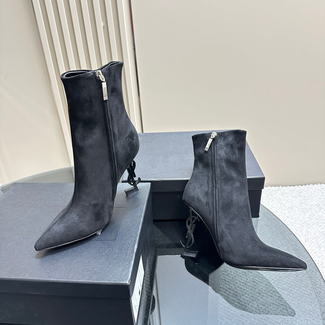 SL OPYUM HEELED BOOT BLACK SUEDE