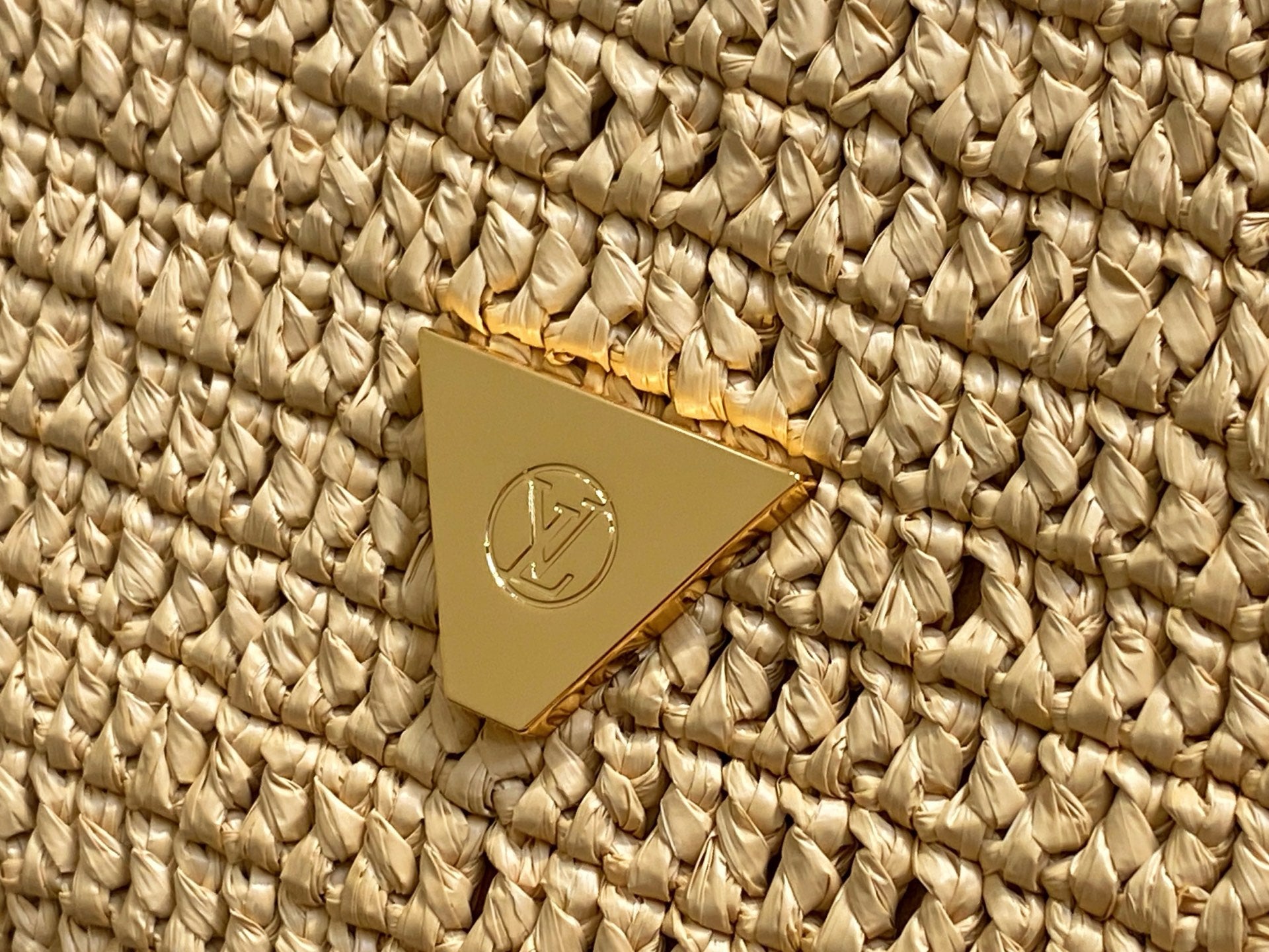 LV 2025 Twist PM Slim 19cm Beige Gold Raffia Leather 344001