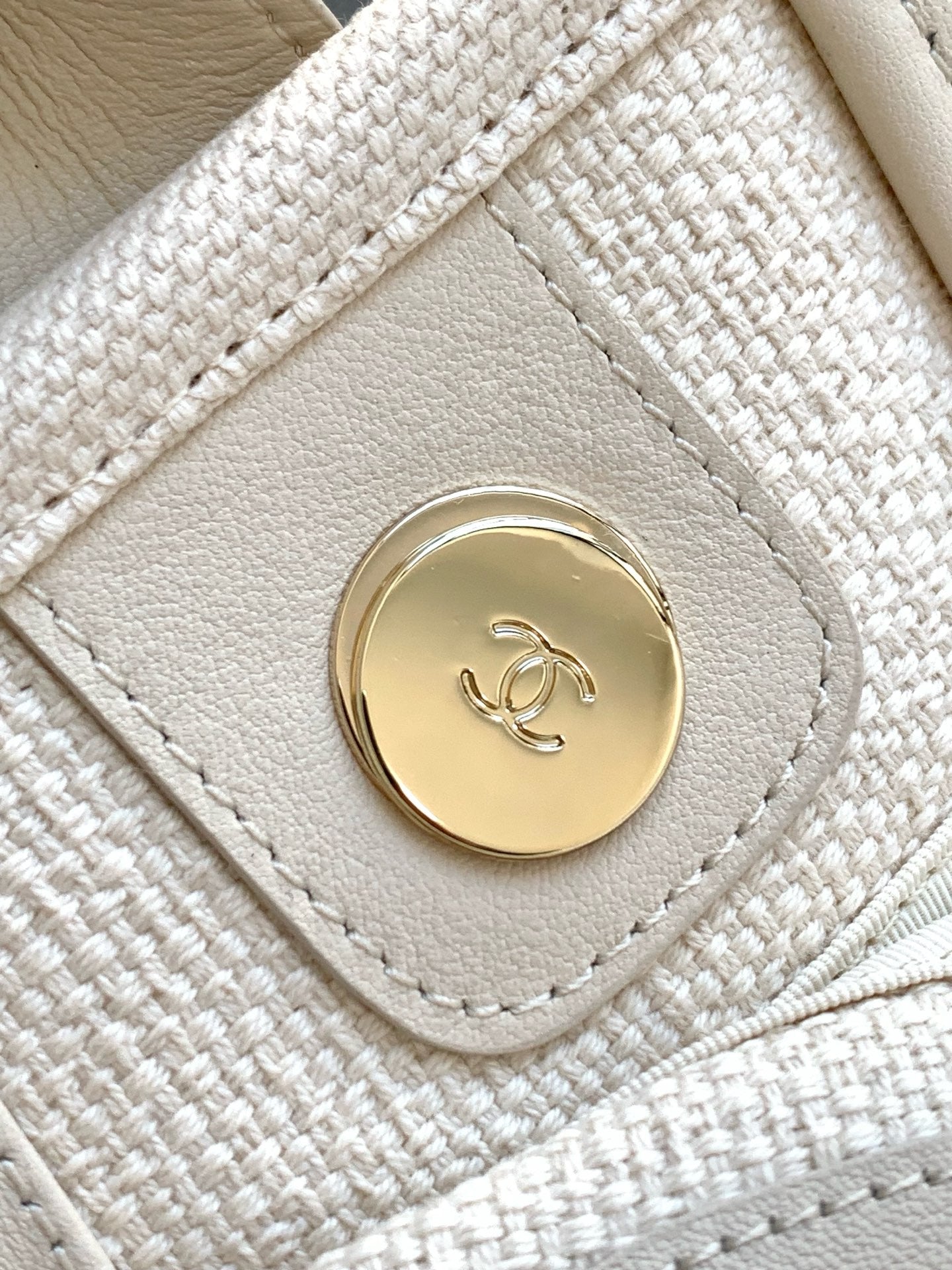 CC 25C ToTe  Bag Beige Navy Blue Canvas Fabric 238518