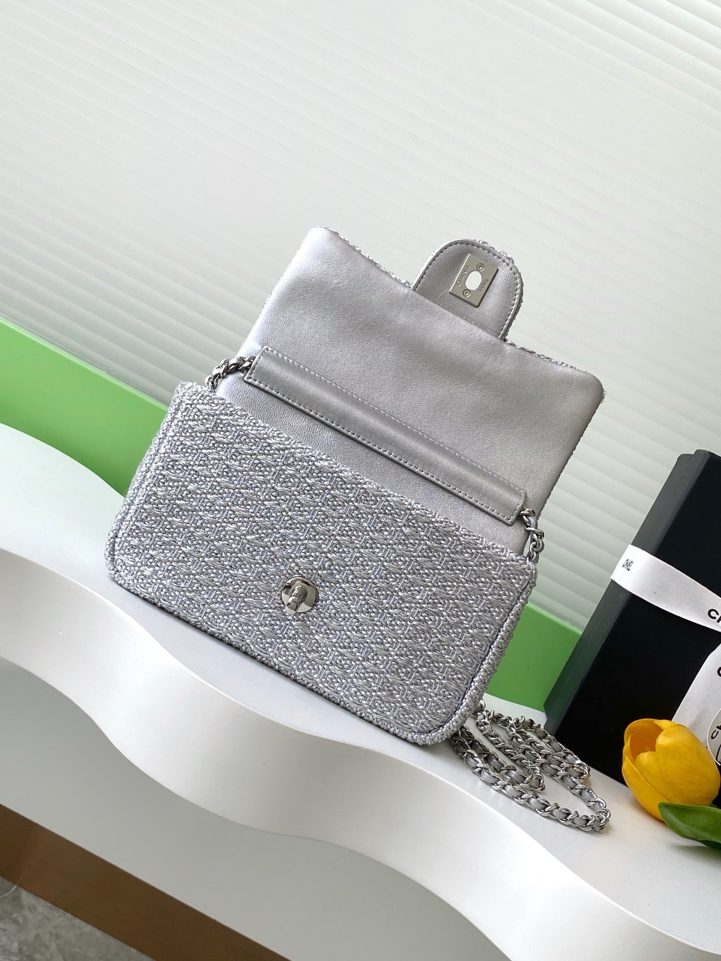 cc 25S Flap Bag 20cm Silver Raffia