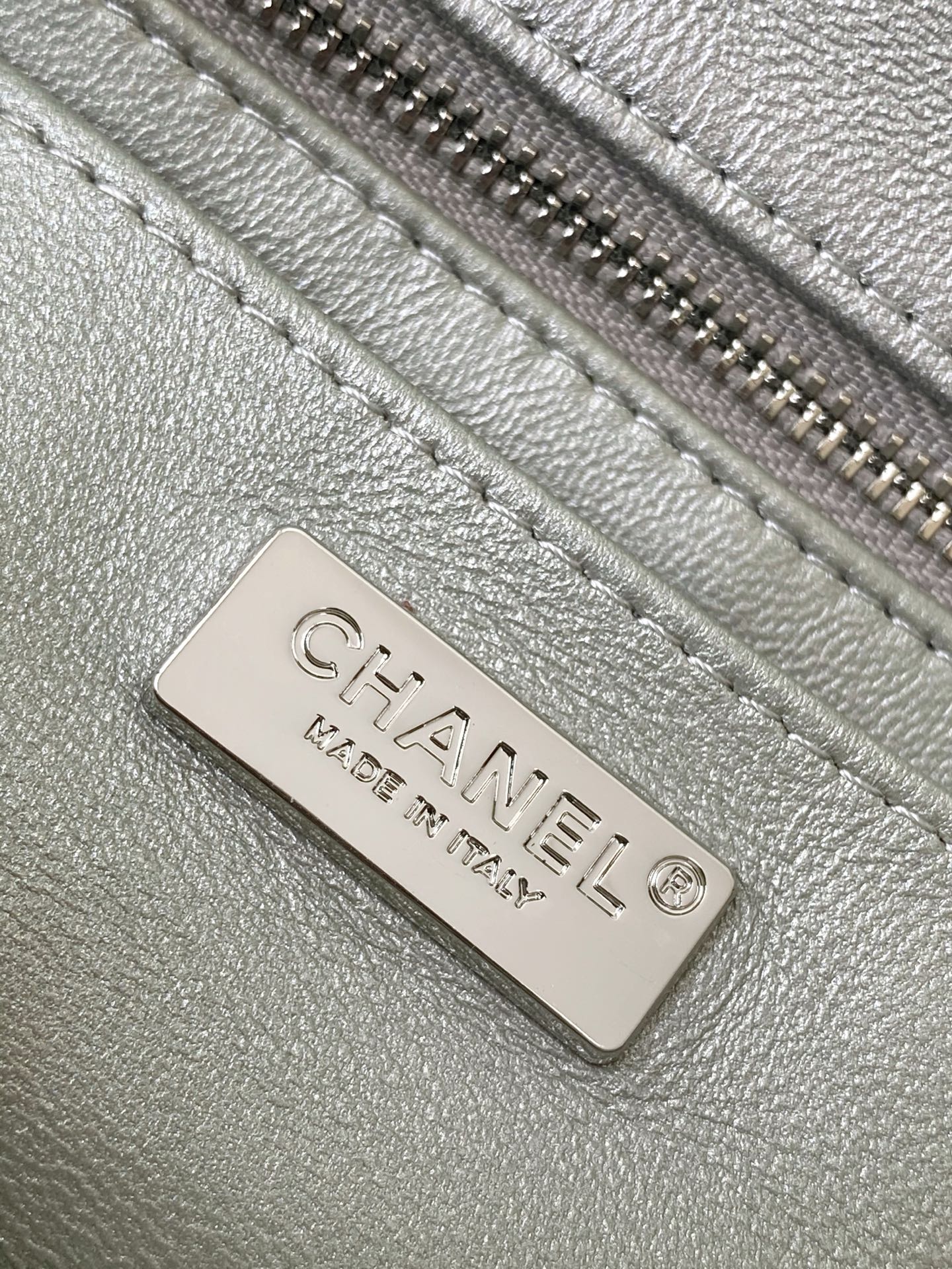 cc 25S Flap Bag 20cm Silver Raffia