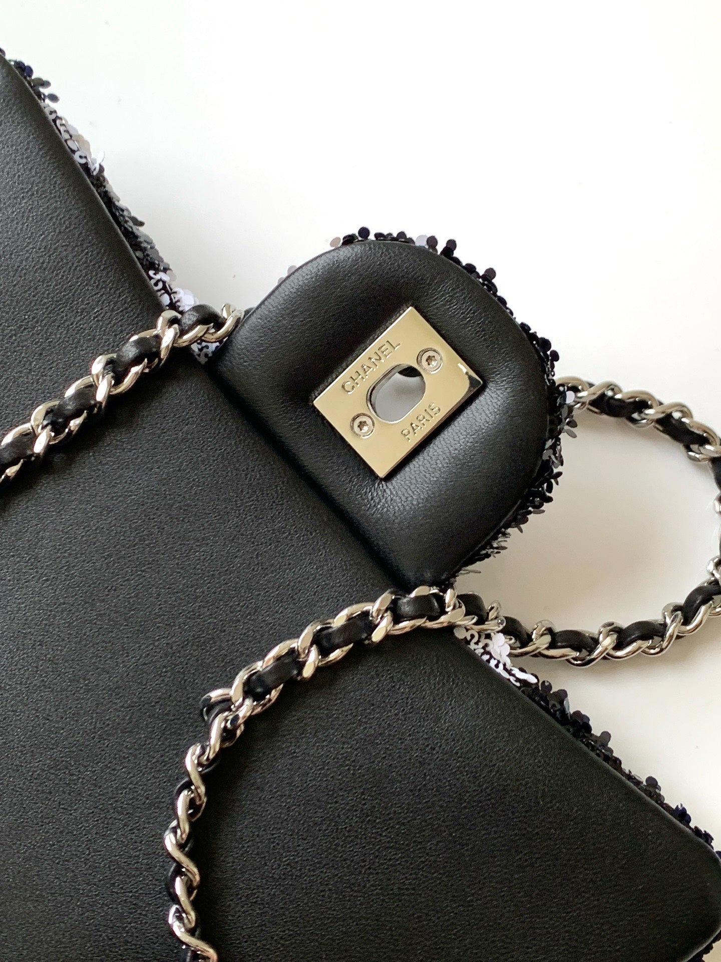 CC 2025 Flap Bag  Black White Sequin 298200