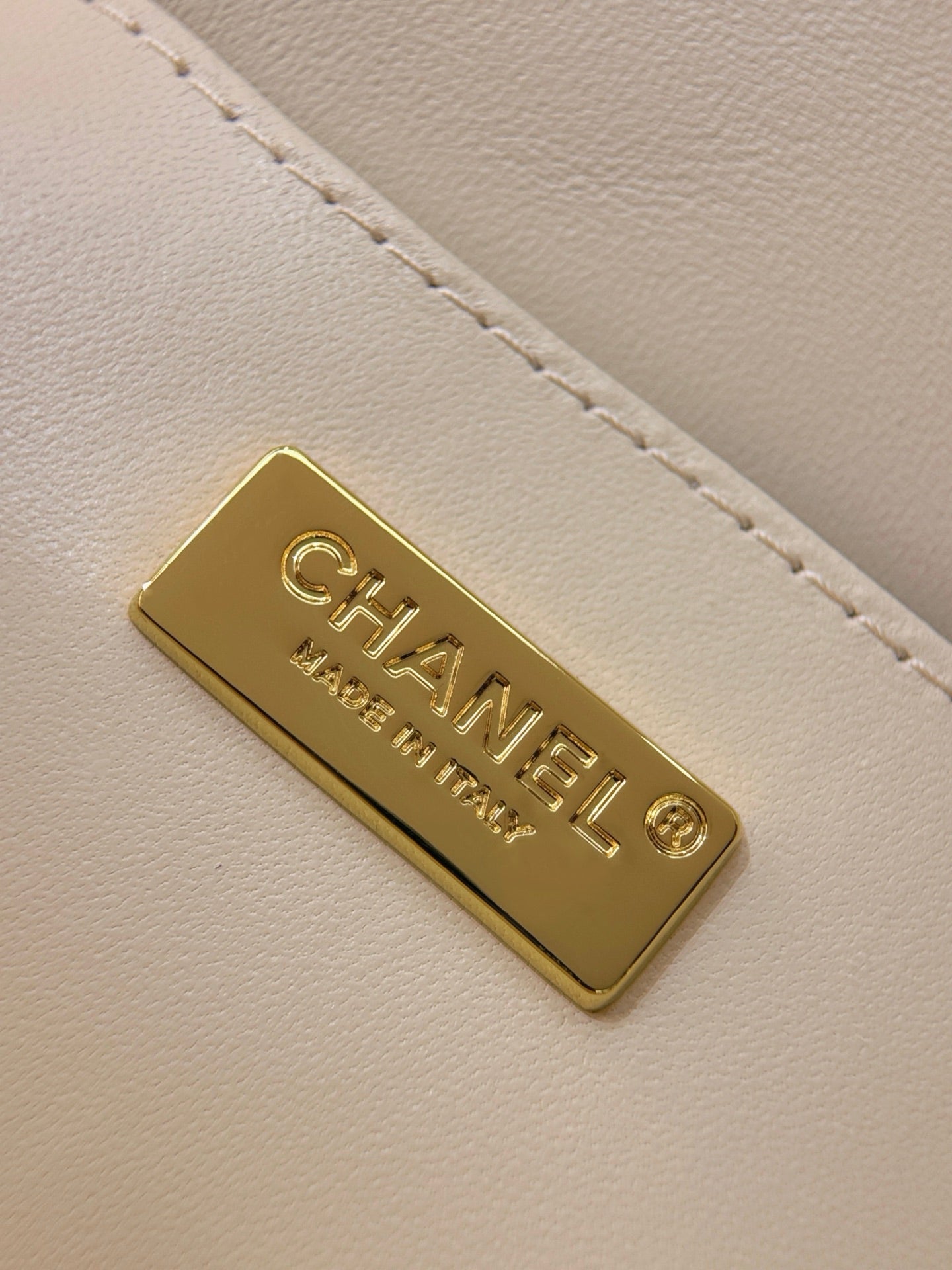 Chanel 2026 Sparkling Sequined Bag 21cm Leather