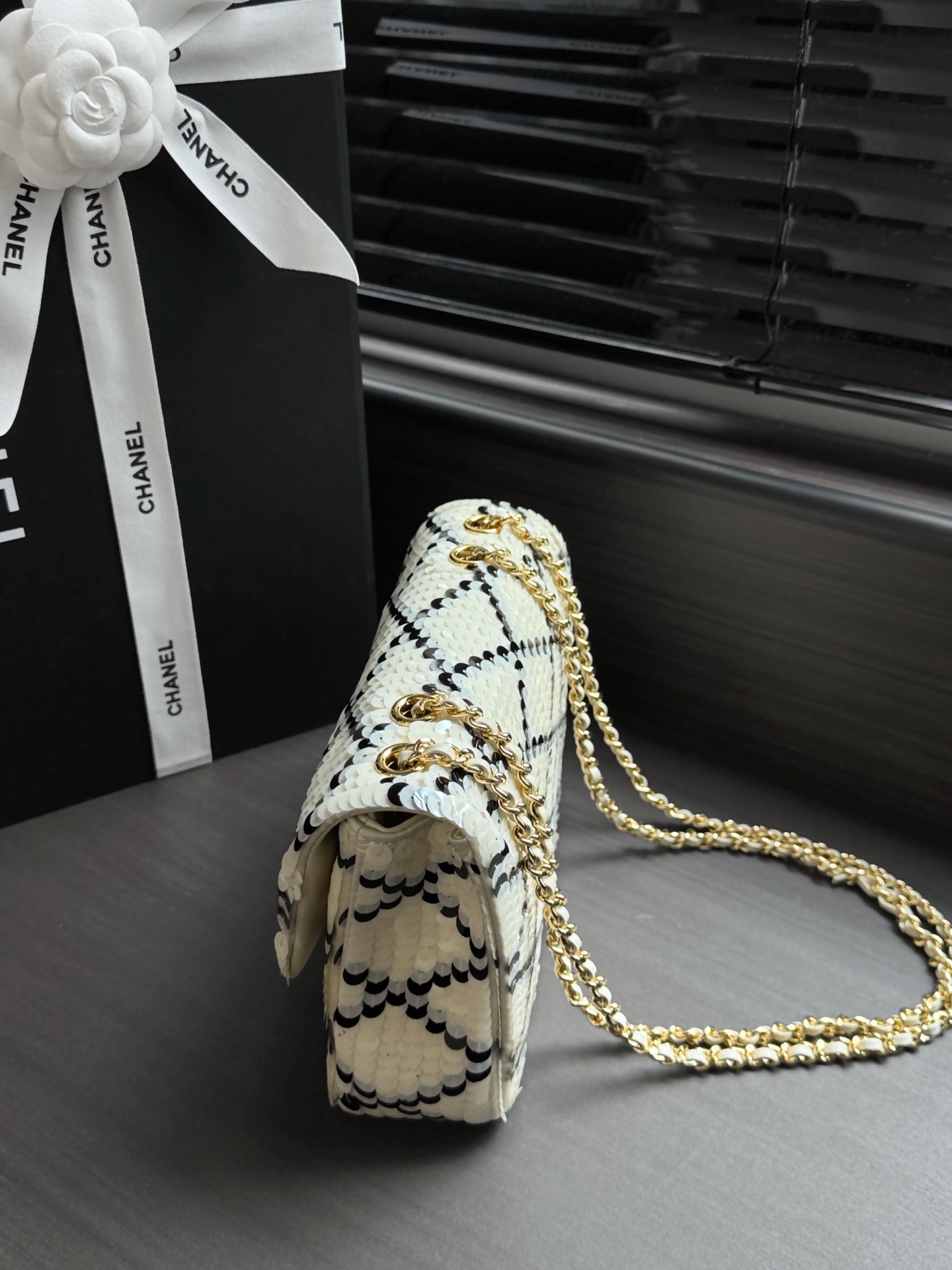 Chanel 2026 Sparkling Sequined Bag 21cm Leather