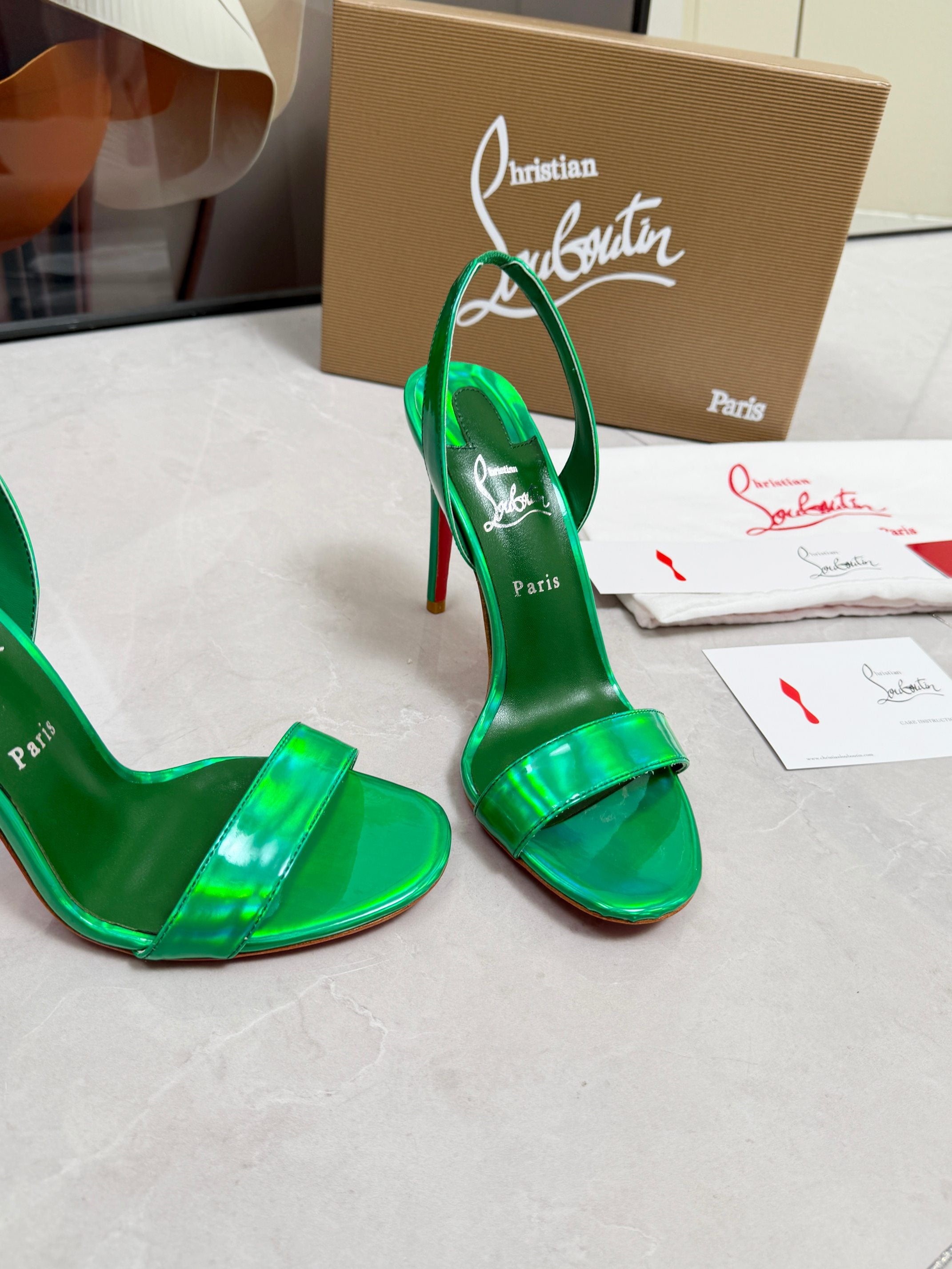 Christian Louboutin Loubi Queen Sandal Patent Leather 838983