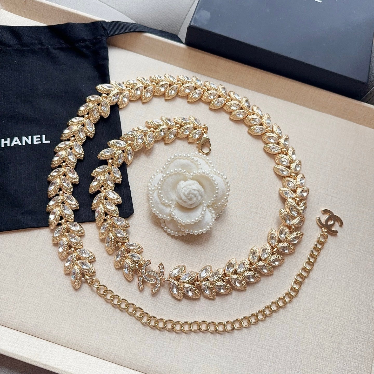 Chanel 2026 Crystal Leaf Chain Belt 209919