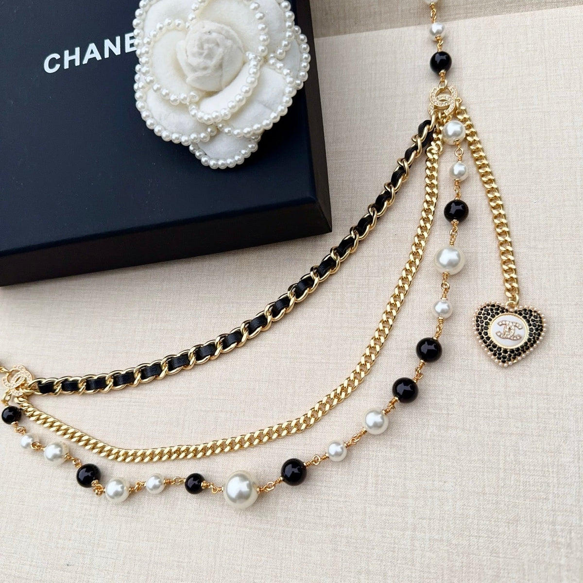 Chanel 2026 Multi-Layer Pearl Charm Belt 210473