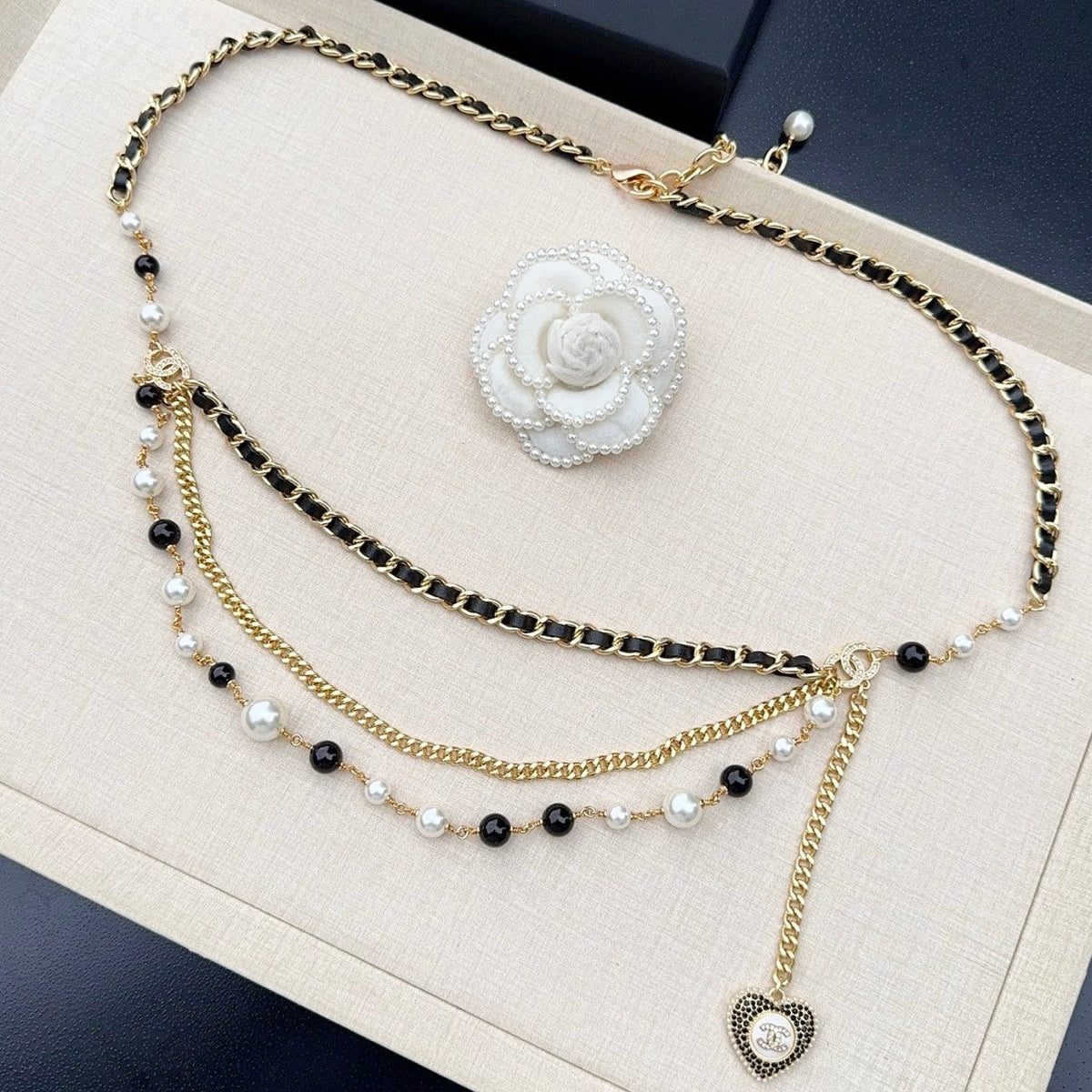 Chanel 2026 Multi-Layer Pearl Charm Belt 210473
