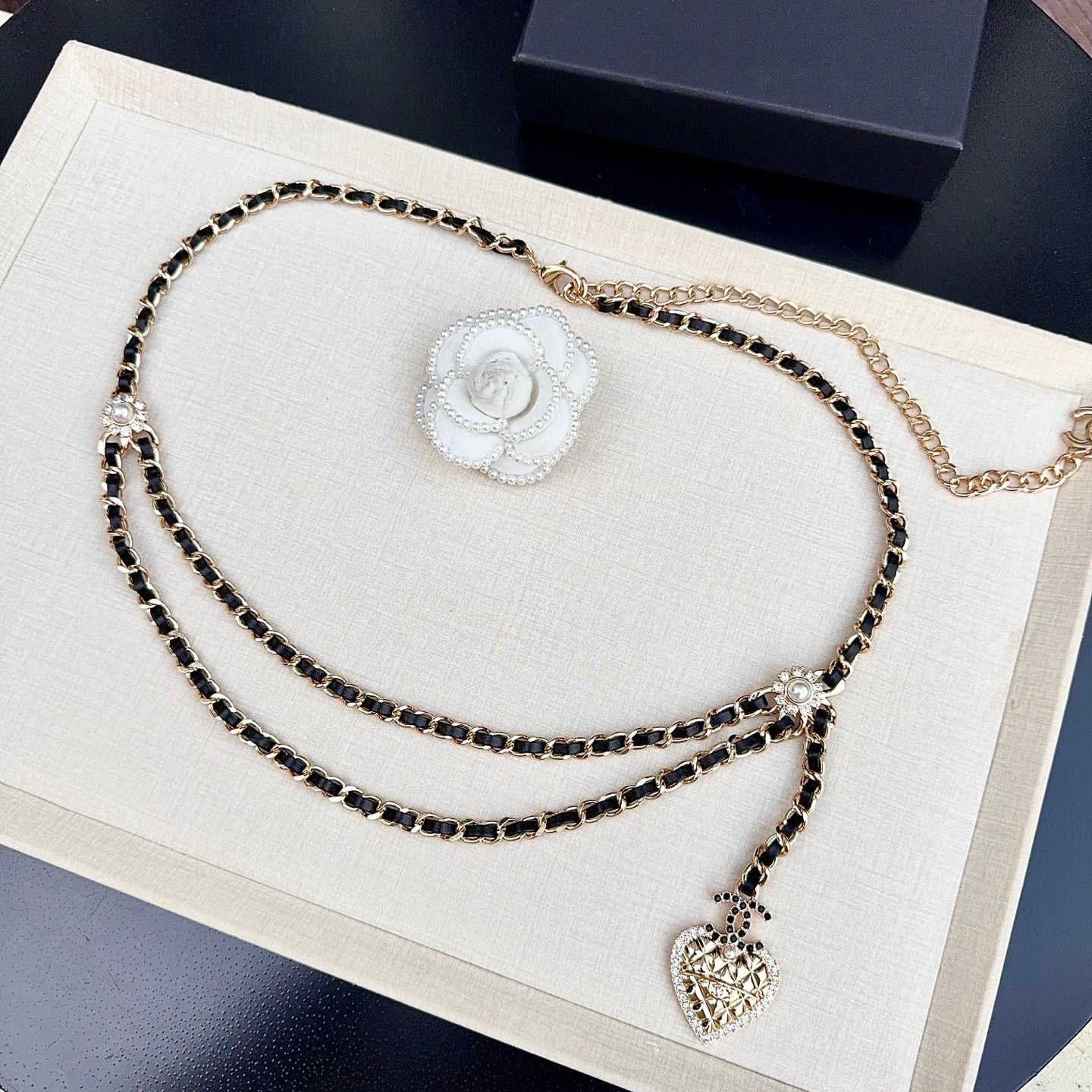 Chanel 2026 Crystal Charm Chain Belt 215186
