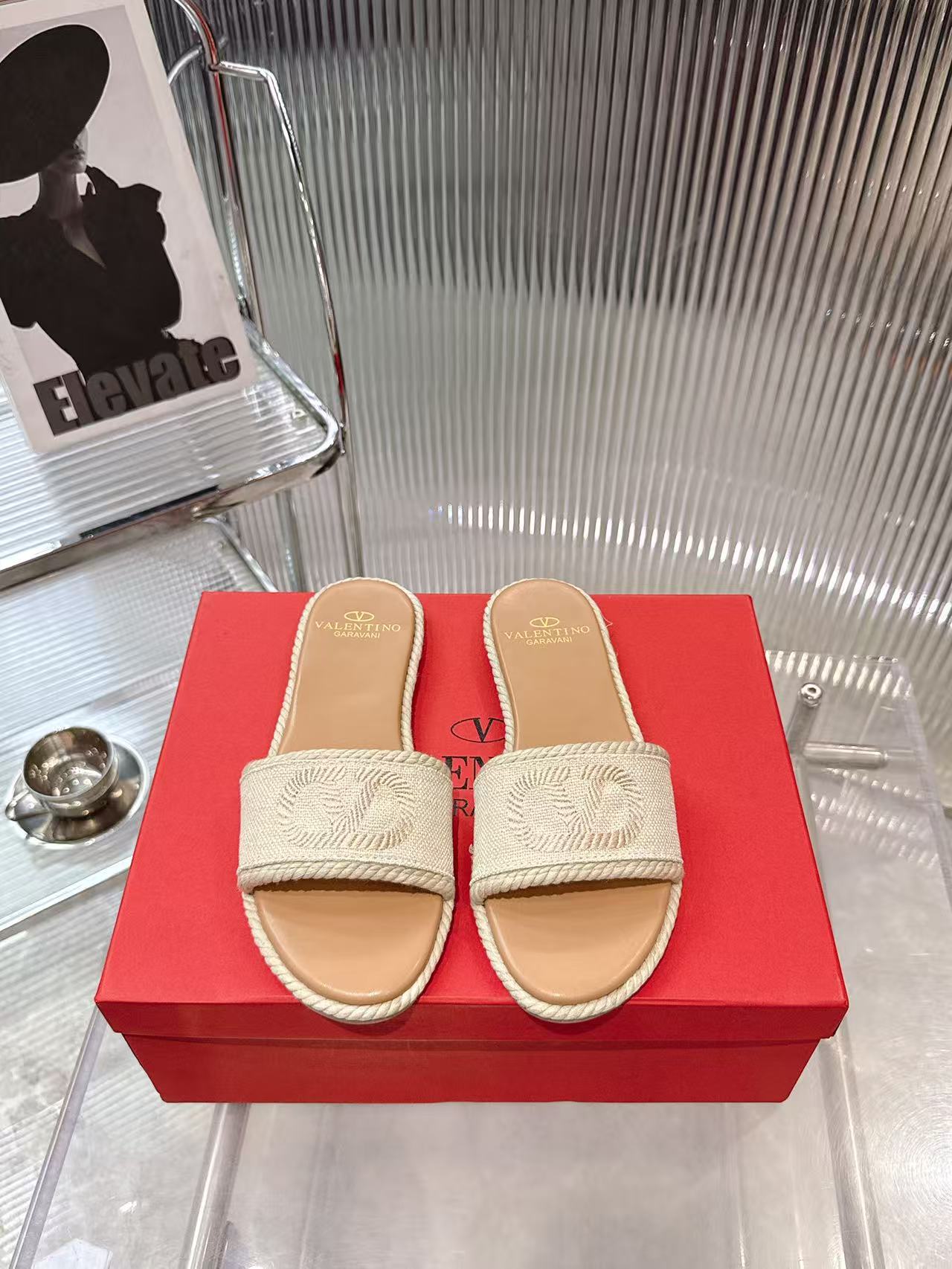 Valentino 2026 Slipper Fabric Leather 910931