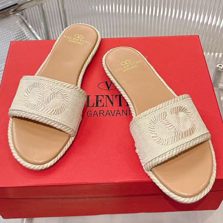 Valentino 2026 Slipper Fabric Leather 910931