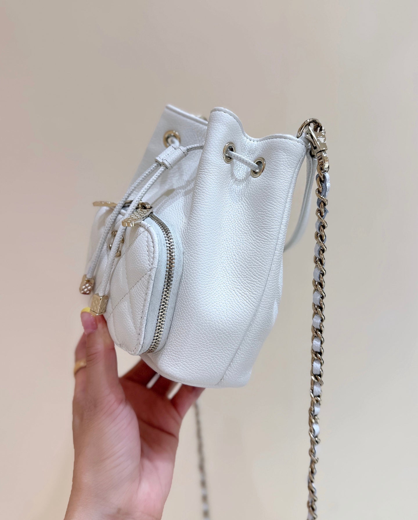 Chanel 2025 Mini Bucket Bag 15cm White Calfskin 343060