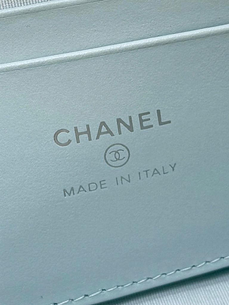 Chanel 2025 Vanity Bag 19cm Blue Calfskin 343088