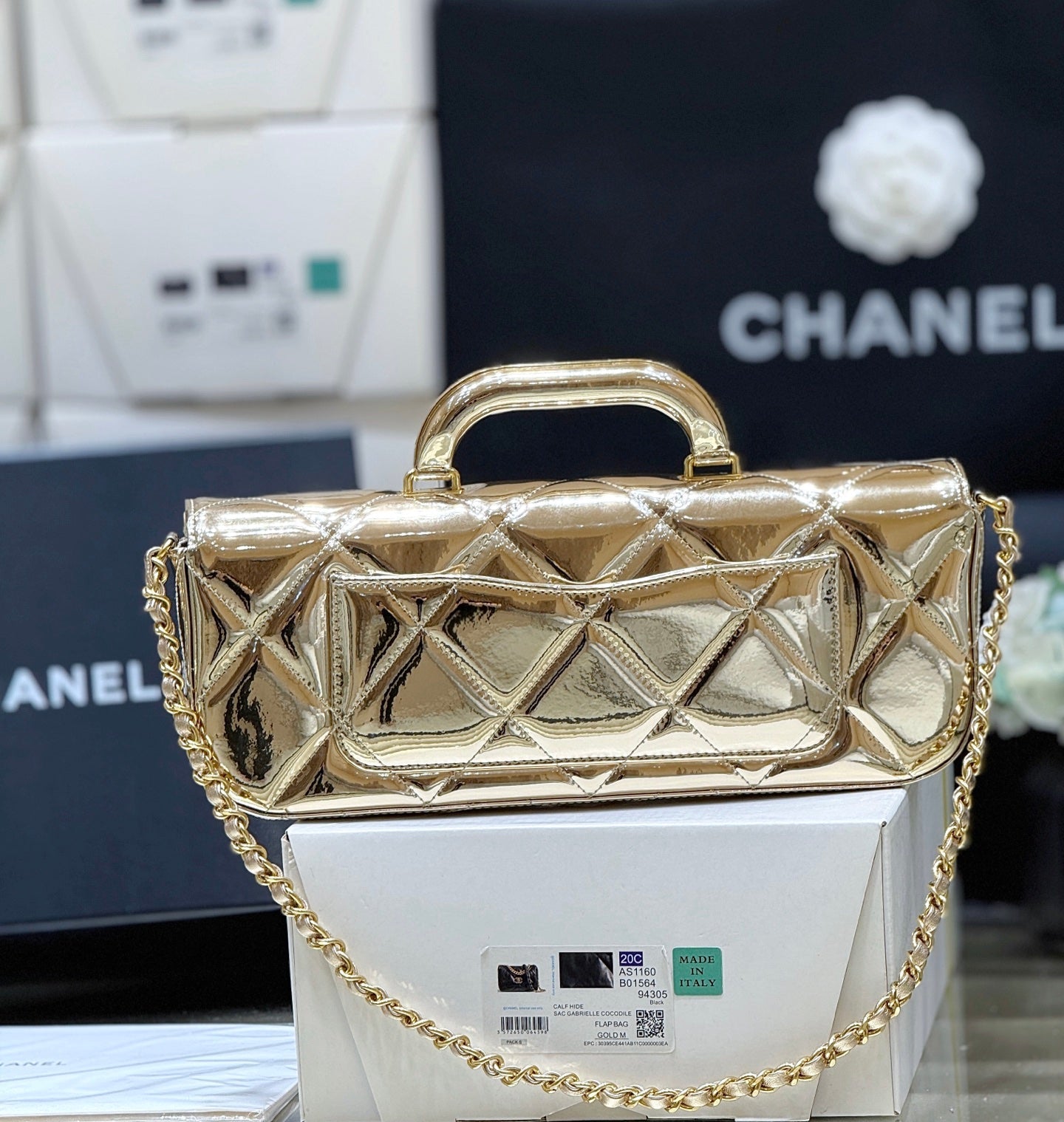Chanel 2025 Bag 30cm Gold Shine Calfskin 345963