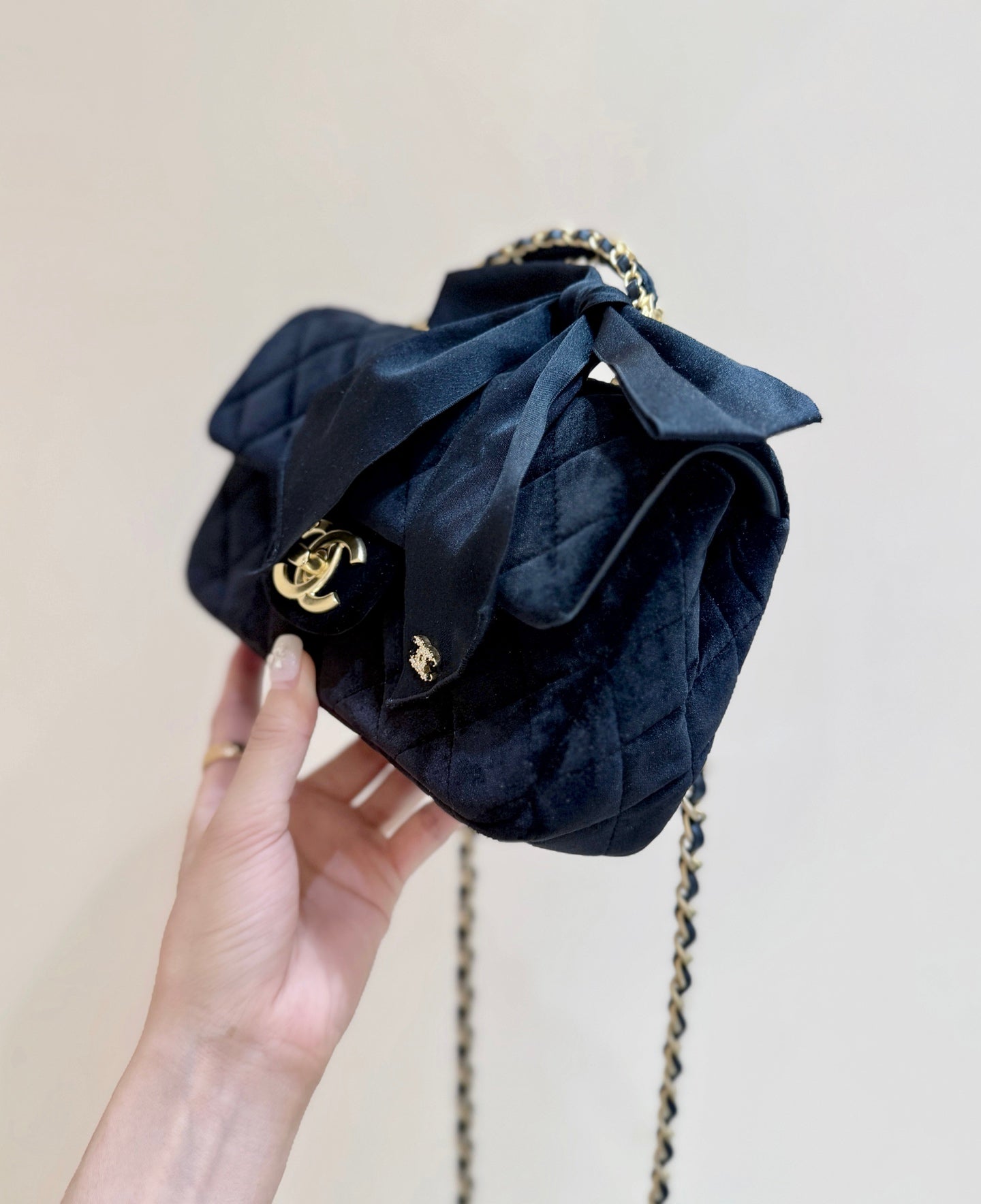 Chanel 2025 Flap Bag With Bow 20cm Black Velvet 345991