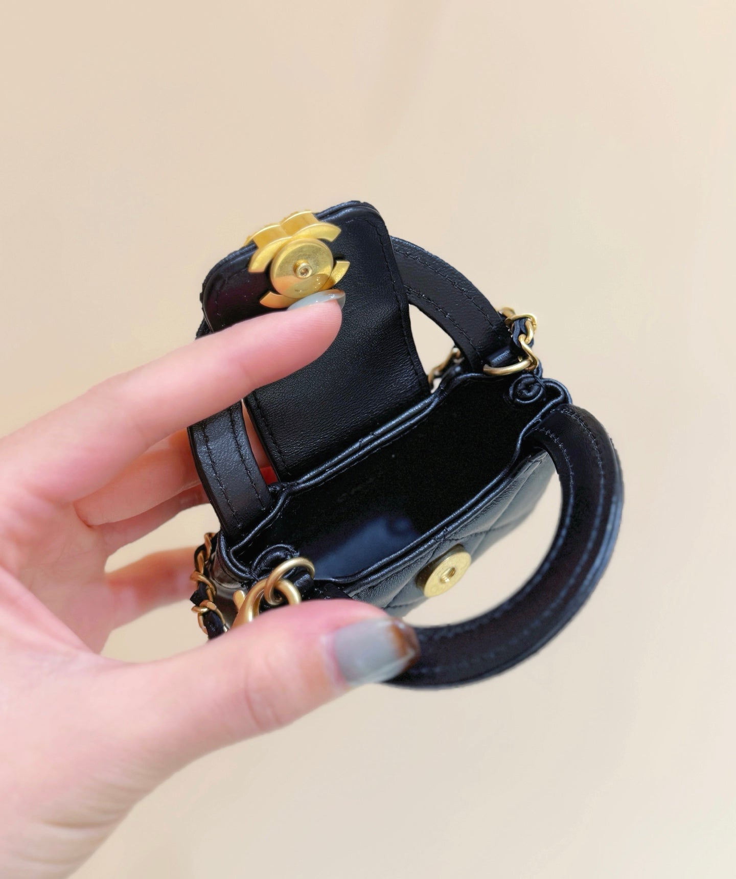 Chanel 25 Mini Kelly Bag Black 11cm Lambskin 347501