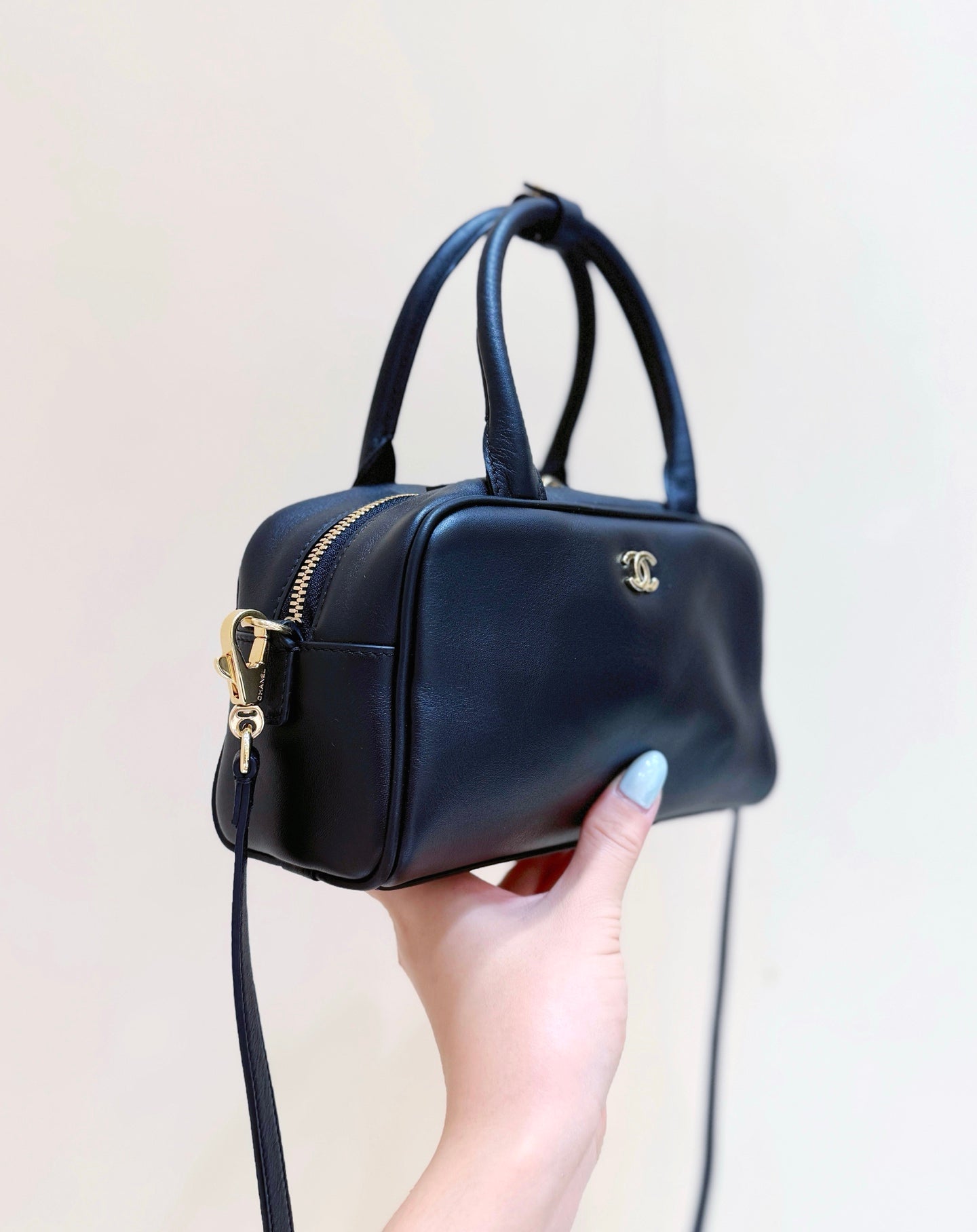 Chanel 2026 Retro Mini Bowling Bag 21cm Black Calfskin