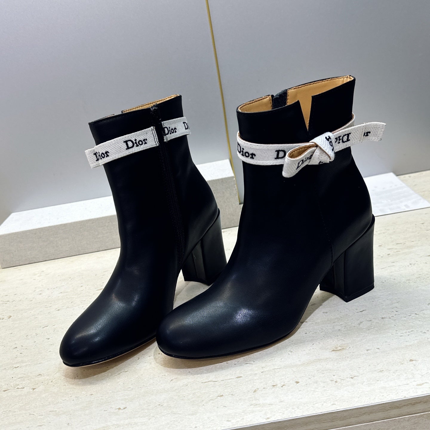 Dior 2026 Heeled Ankle Boots 80mm Black Calfskin 959182