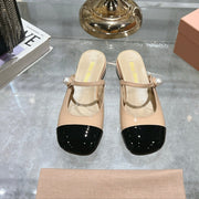 Miu 25C Flat Mule Cream Patent Leather 235308