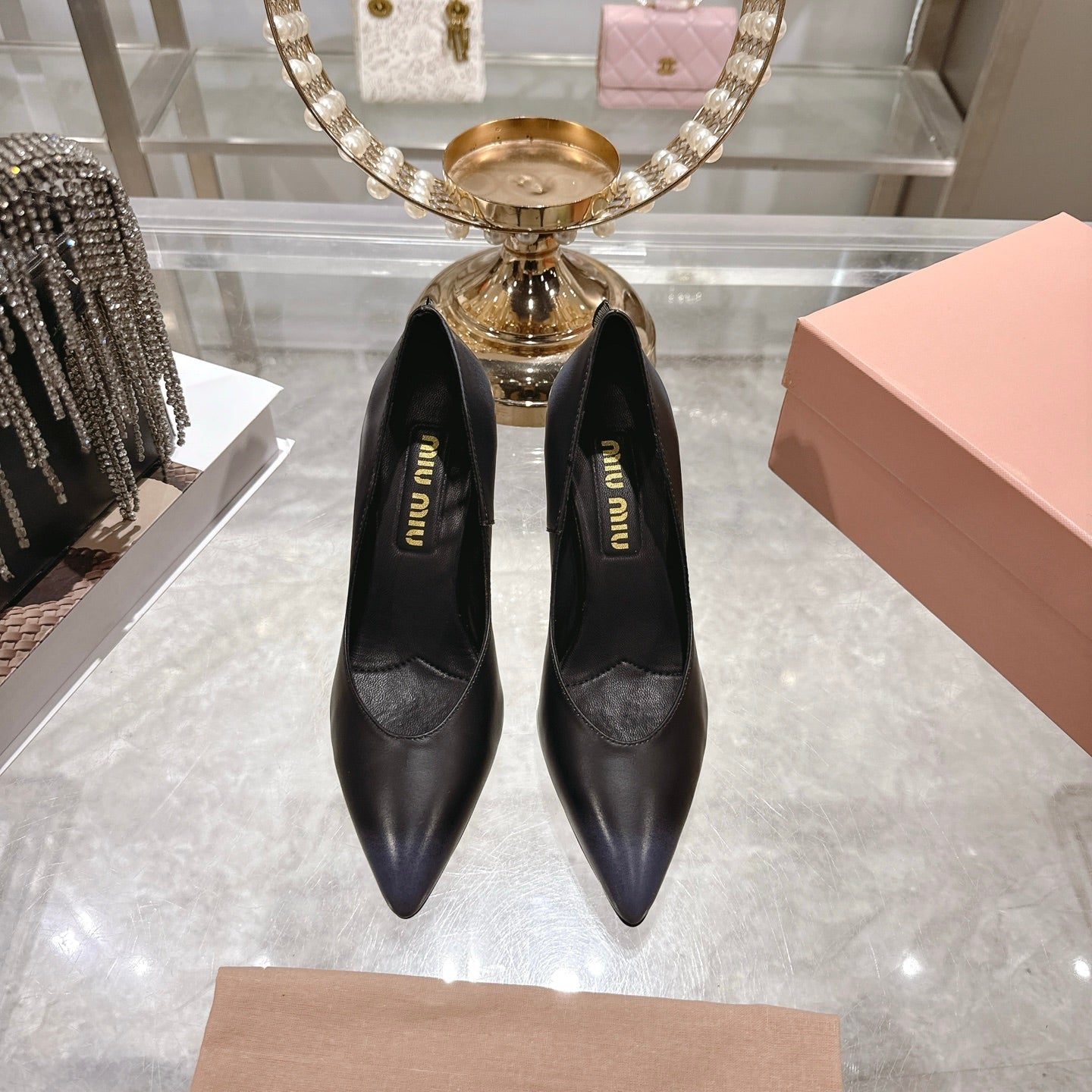 Miu High Heel Pumps Black Sheepskin 592078